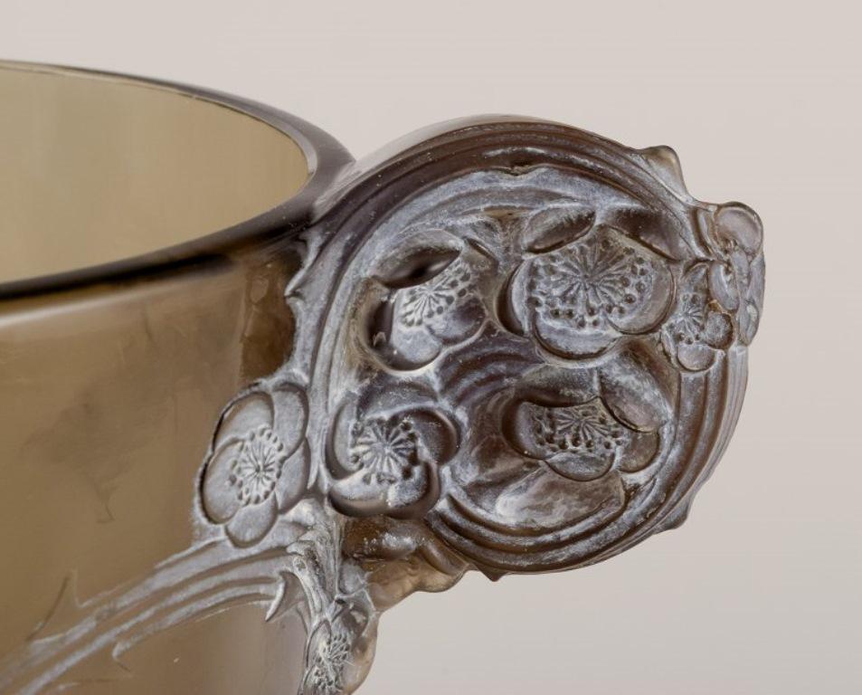 Français Vase en verre d'art 