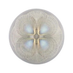 Early René Lalique "Coquilles" Dish in Art Glass Decorated with Seashells