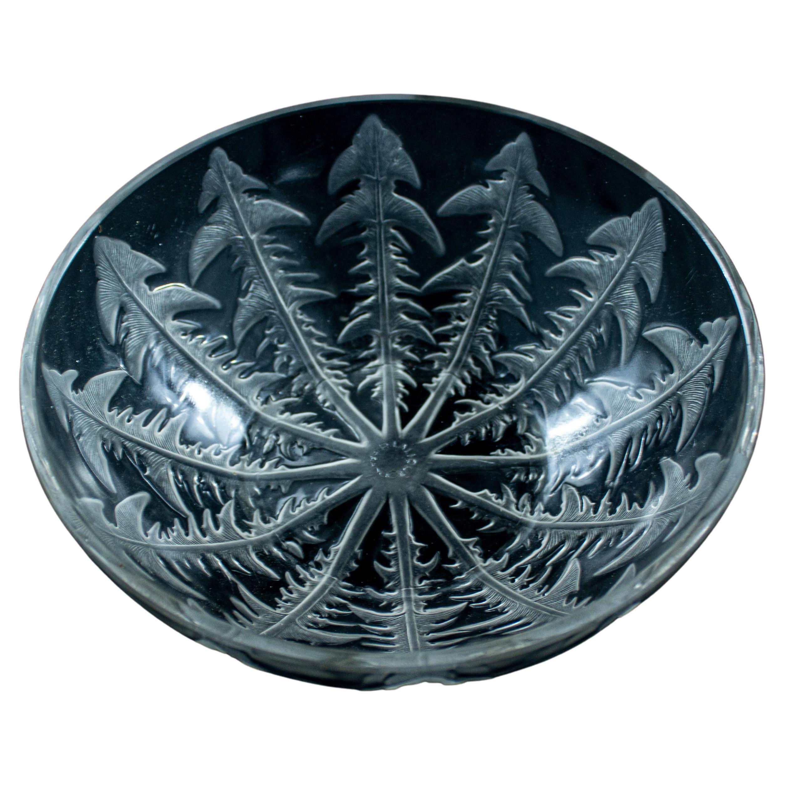 Early René Lalique, Dandelion 'pissenlit' Bowl in Clear Art Glass, 1930s-1940s For Sale