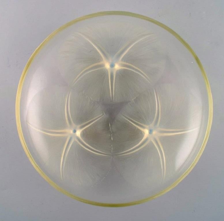 Art Deco Early René Lalique Volubilis Bowl in Clear and Frosted Mouth Blown Art Glass For Sale