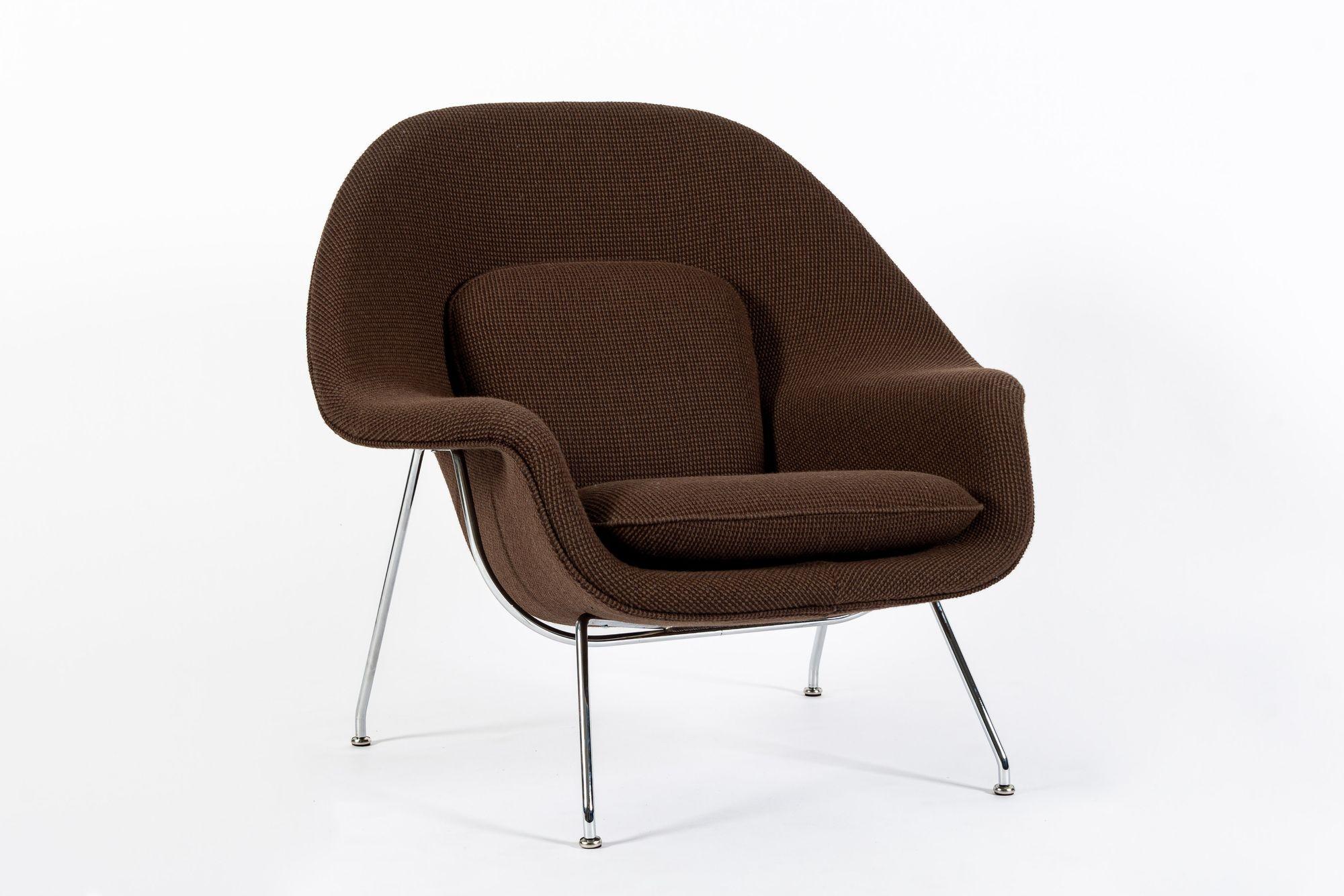 Chaise longue Womb brune du milieu du siècle restaurée par Saarinen pour Knoll en vente 2