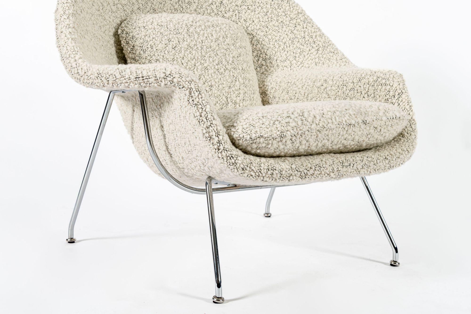 Chaise Womb en laine ivoire du milieu du siècle restaurée par Saarinen pour Knoll Multiples en vente 6