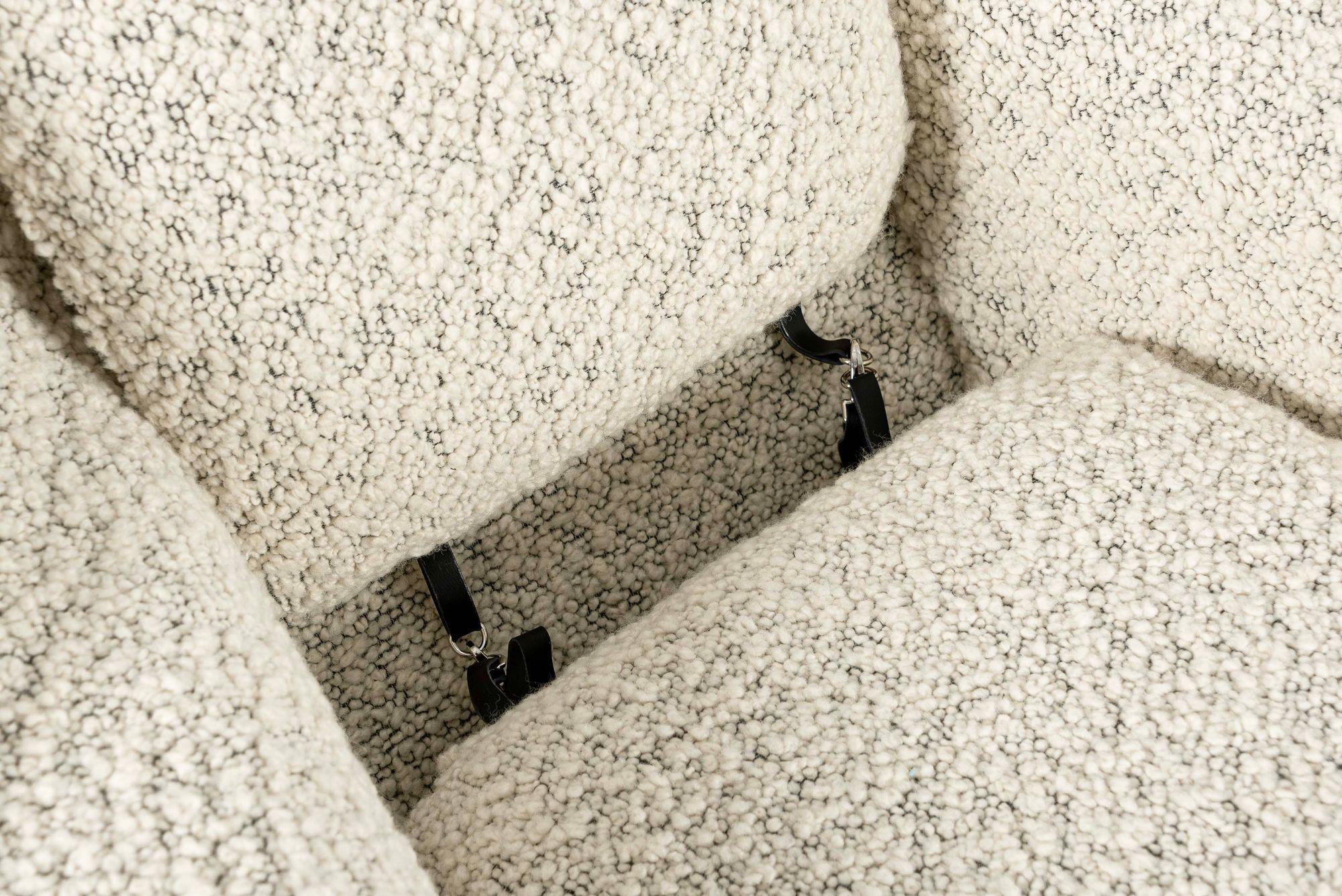 Chaise Womb en laine ivoire du milieu du siècle restaurée par Saarinen pour Knoll Multiples en vente 7