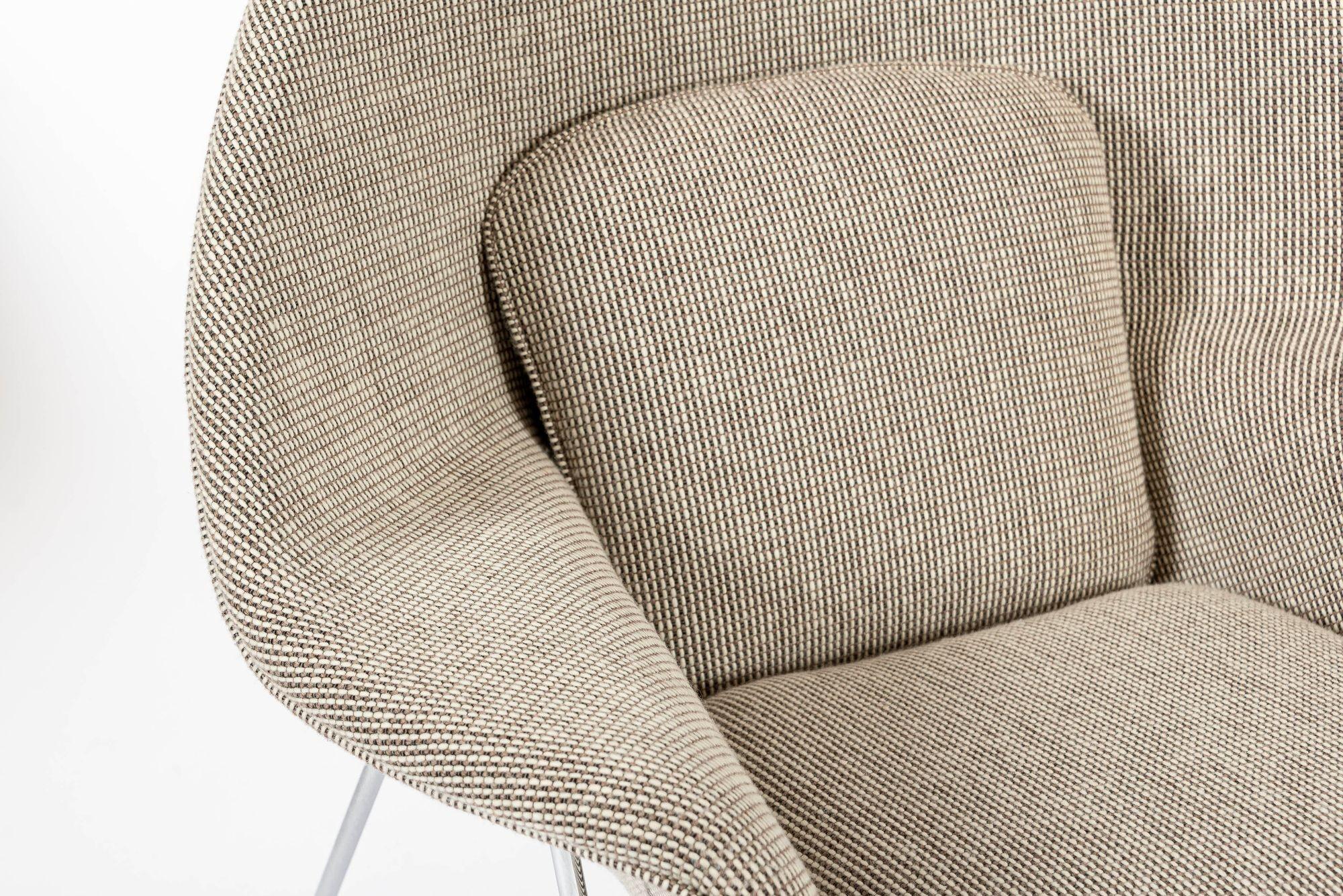 Chaise longue Tan Womb du milieu du siècle, restaurée, par Saarinen pour Knoll en vente 7