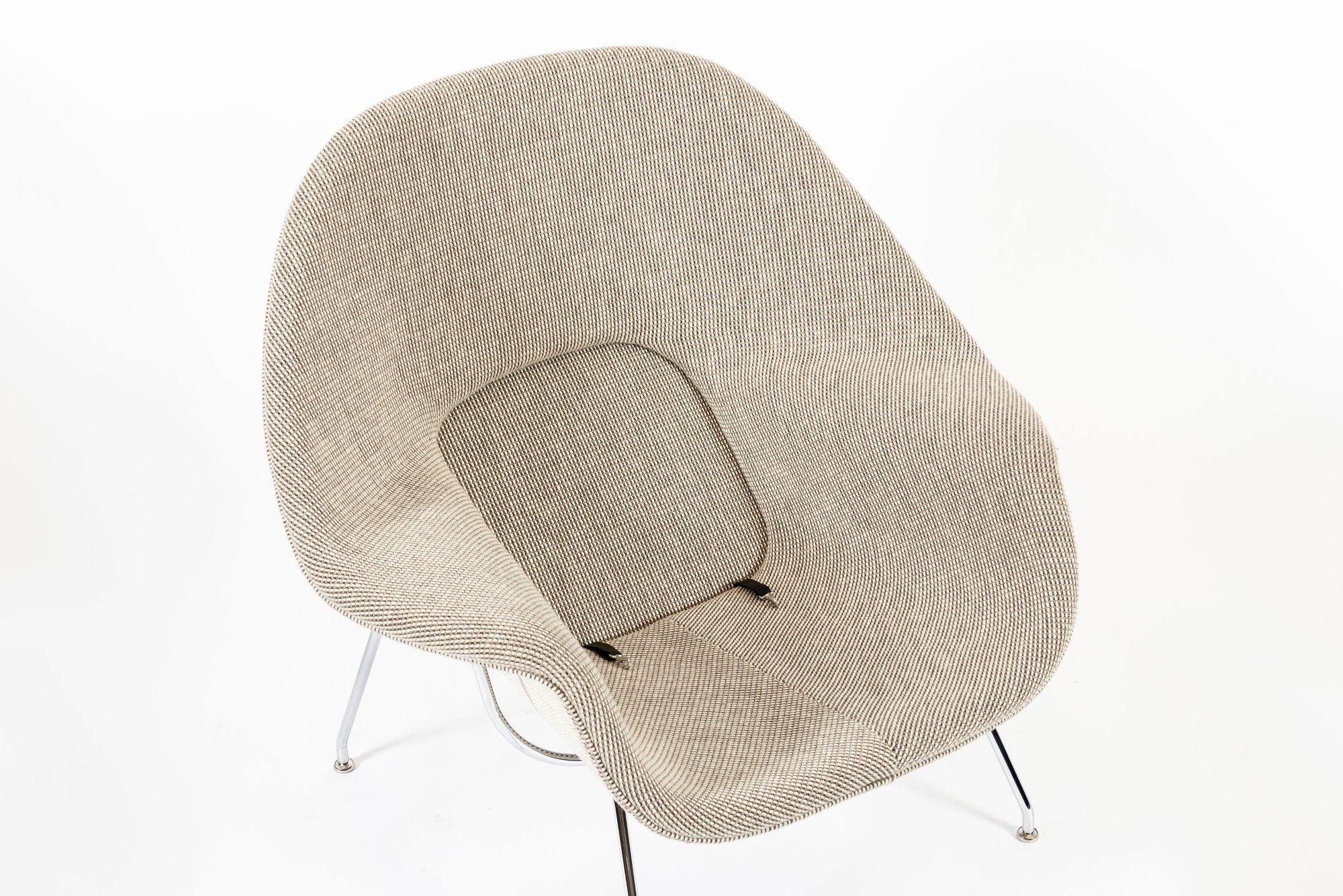 Chaise longue Tan Womb du milieu du siècle, restaurée, par Saarinen pour Knoll en vente 8