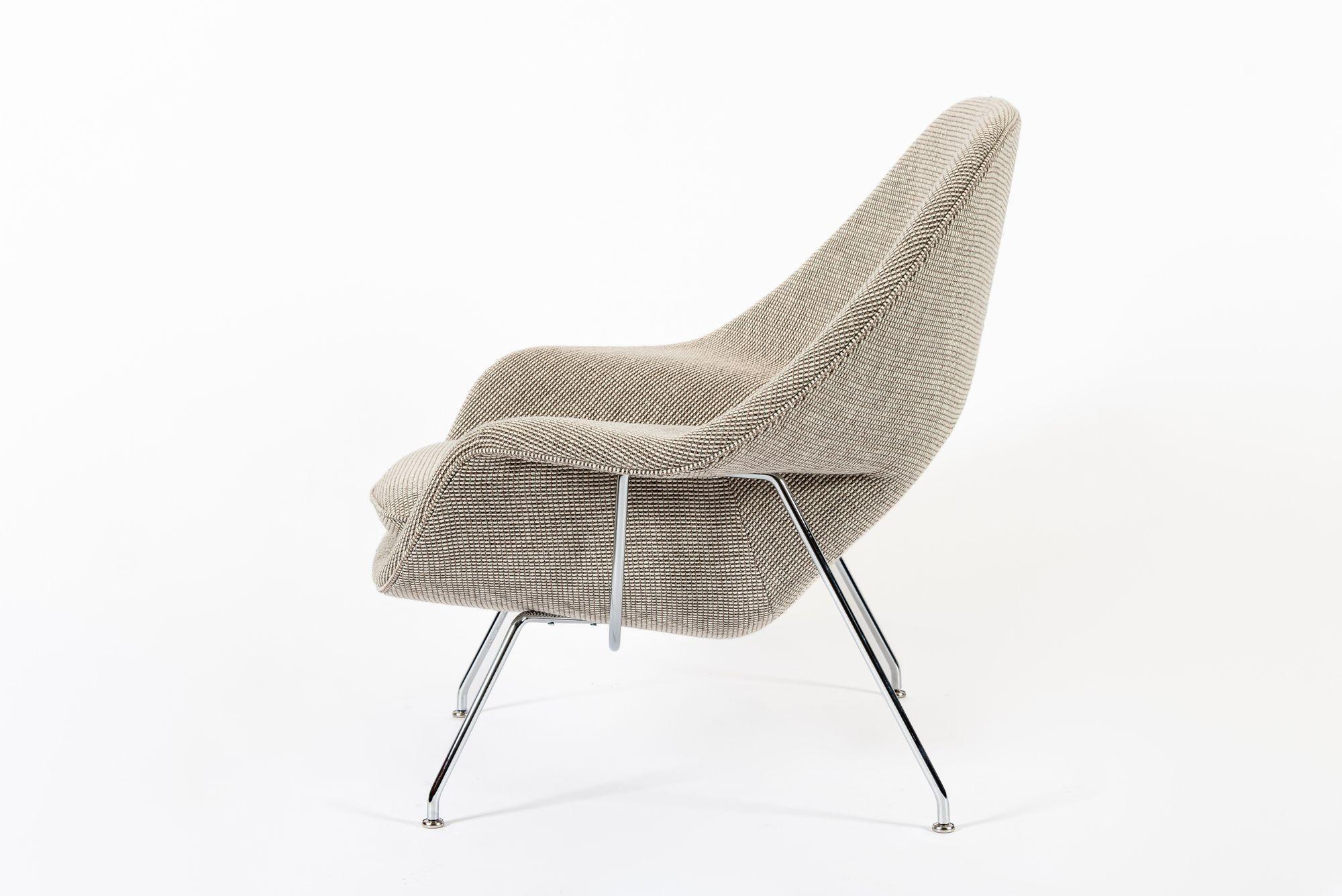 Chaise longue Tan Womb du milieu du siècle, restaurée, par Saarinen pour Knoll Bon état - En vente à Detroit, MI