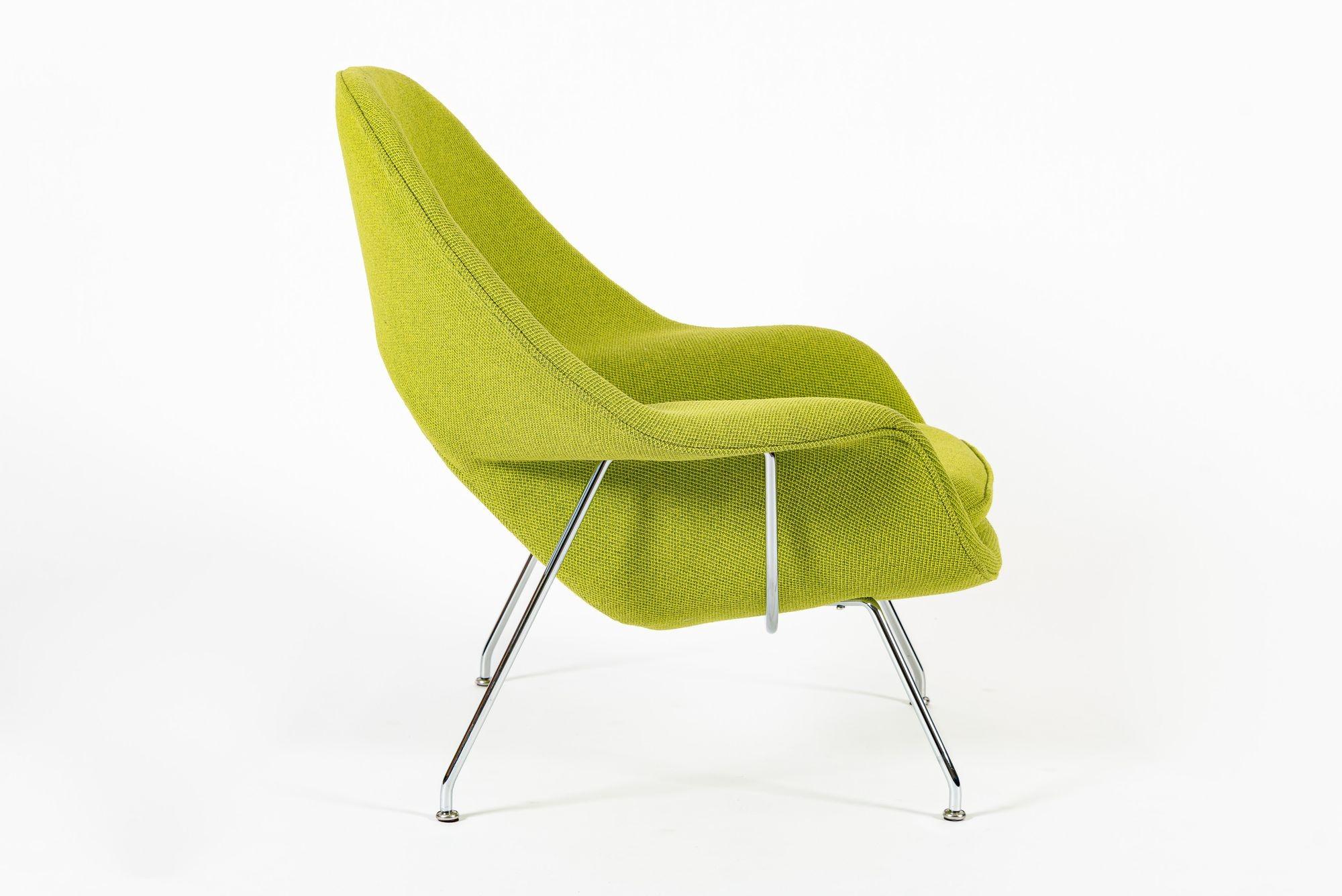Early Restored Mid Century Womb Lounge Chair by Saarinen for Knoll, Custom Avail In Good Condition For Sale In Detroit, MI