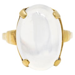 Early Retro Moonstone 14 Karat Yellow Gold Gemstone Ring