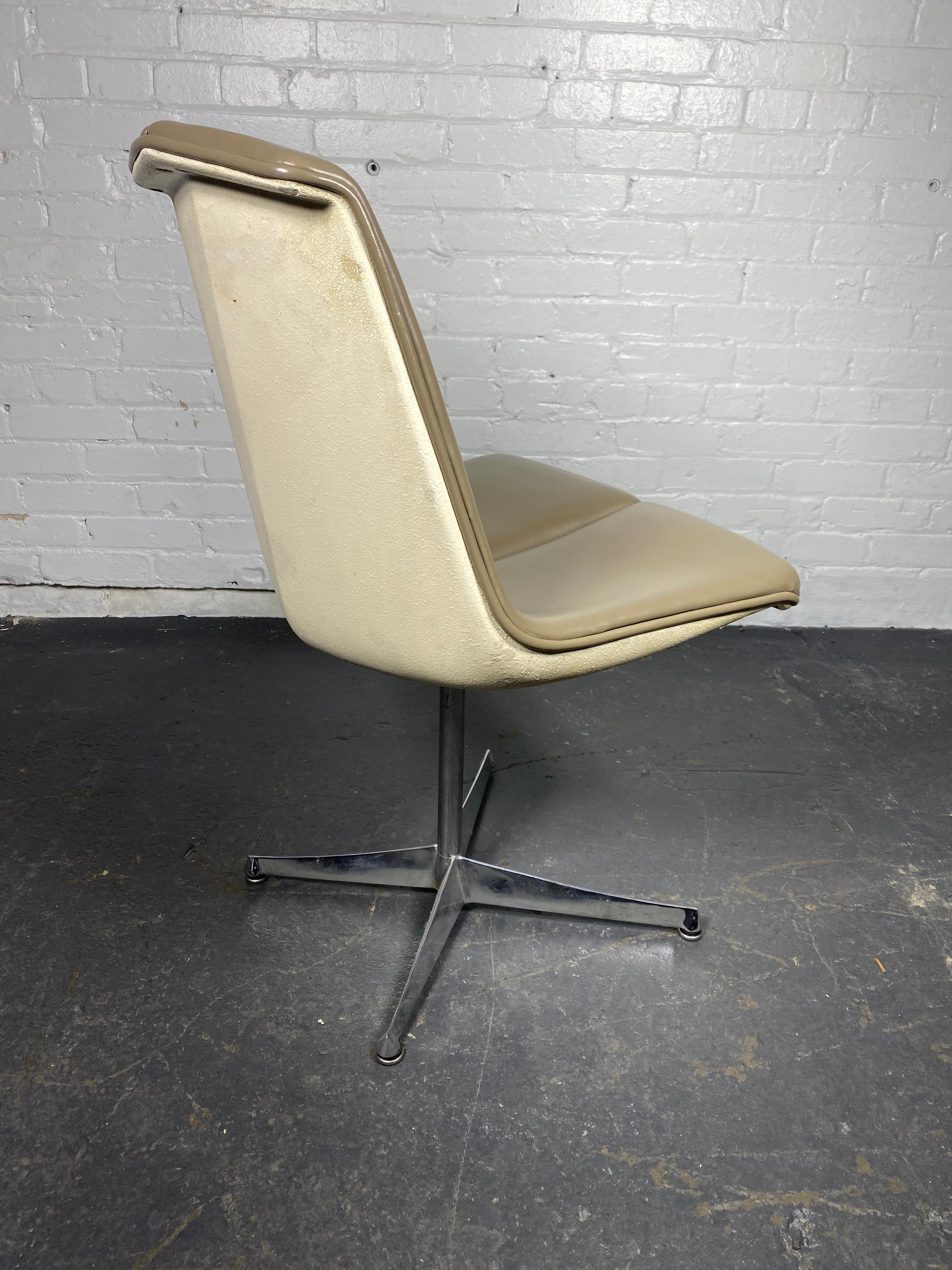 Aluminum Early Richard Schultz for Knoll Side Desk Chair..early Knoll label