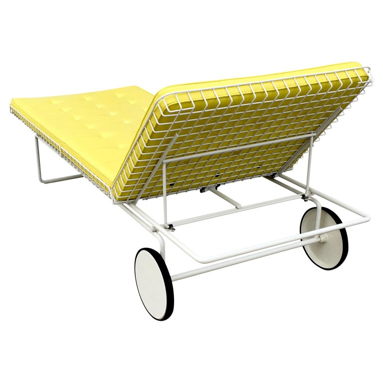 Early Richard Schultz Model 715 Chaise Longue for Knoll at 1stDibs