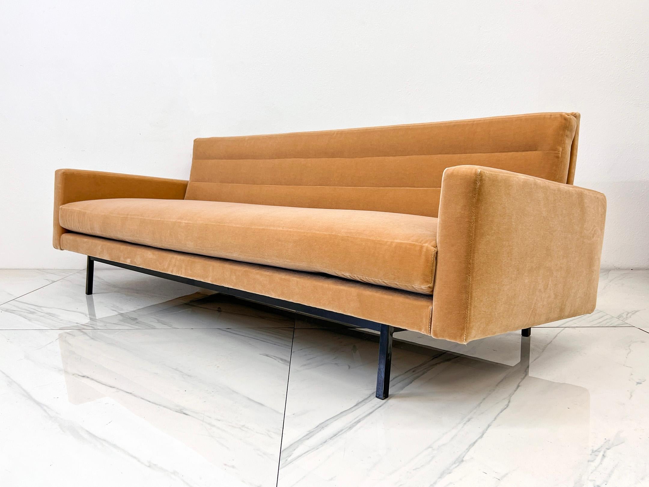 Sofá / Sofá cama Richard Schultz en mohair, Modelo 704, Knoll, Años 50 en venta 1