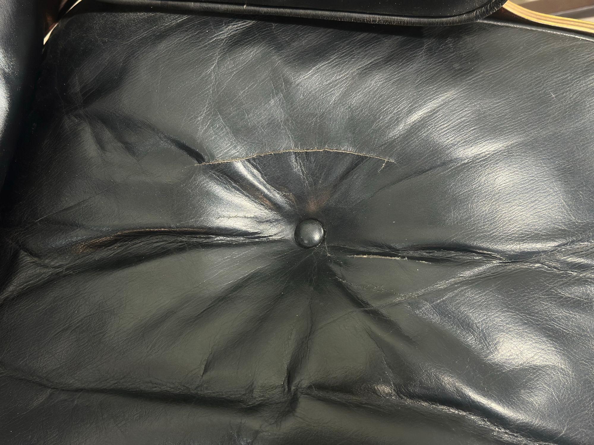 Early Rosewood Eames 670 Lounge Chair 671/Ottoman, 1960 7