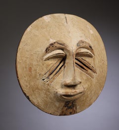 Masque Yela M'Bole en bois rond DRC Congo Afrique