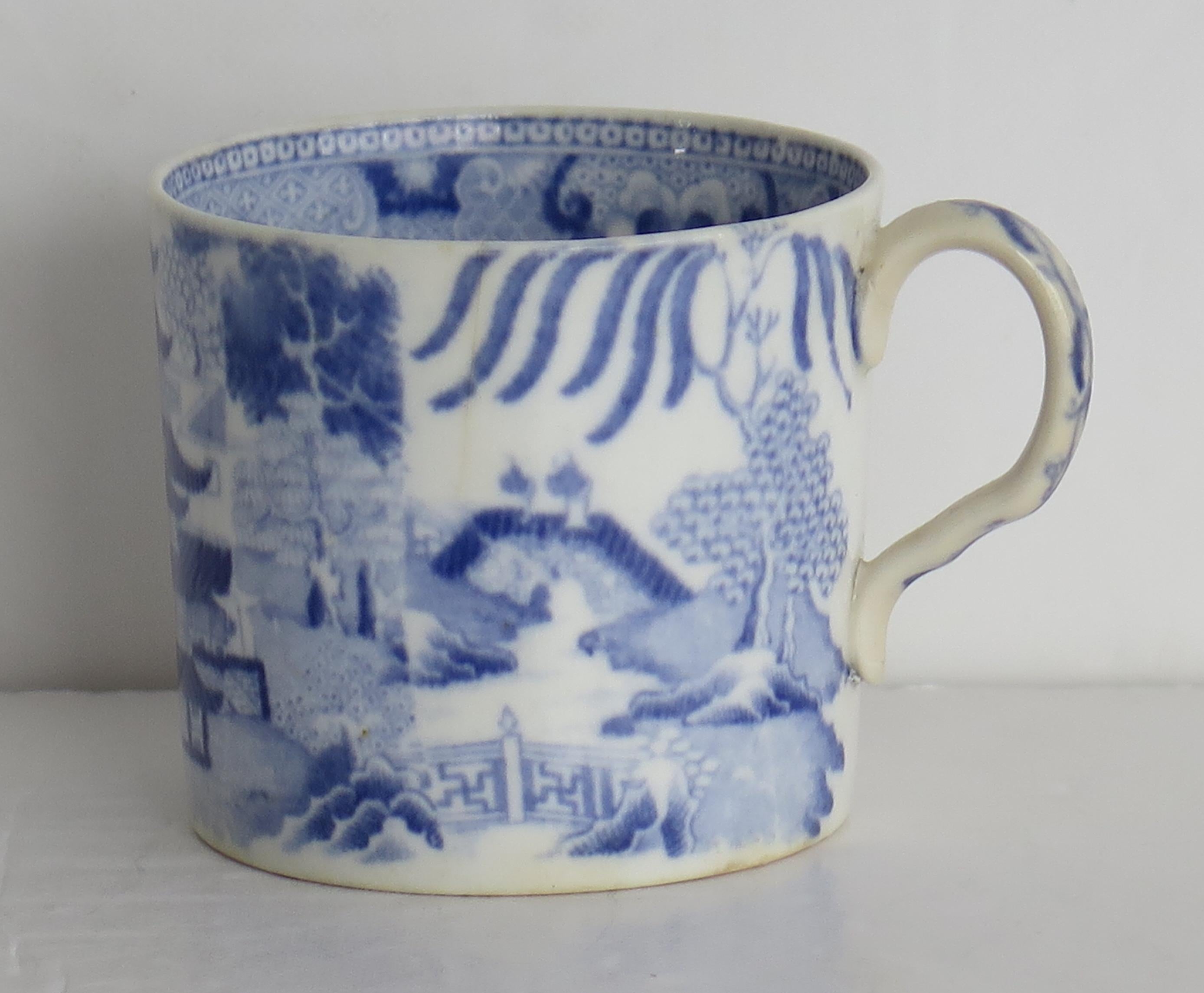 English Early S & J Rathbone Porcelain Coffee Can Broseley Pattern, circa 1805
