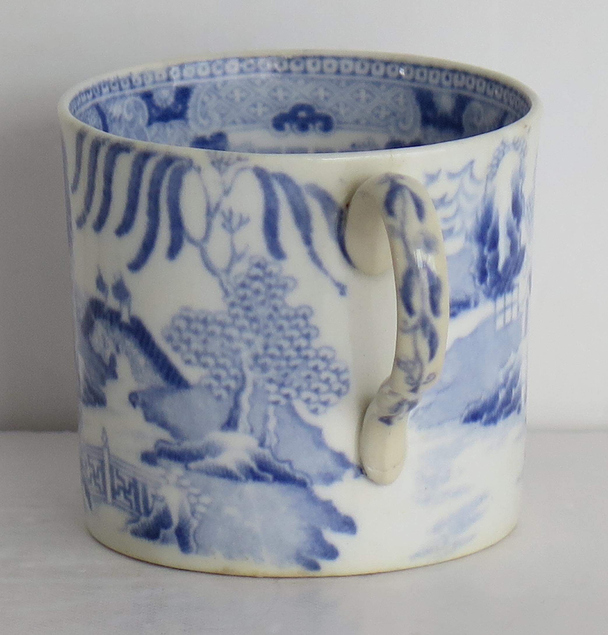 Glazed Early S & J Rathbone Porcelain Coffee Can Broseley Pattern, circa 1805