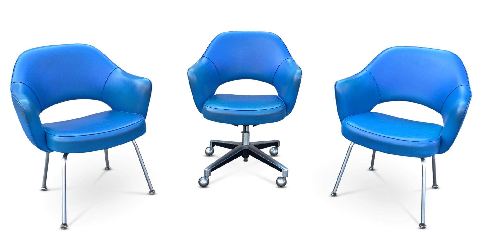 Saarinen Knoll fauteuil de direction ou fauteuil de bureau à roulettes pivotantes et inclinables en vinyle Orig en vente 1