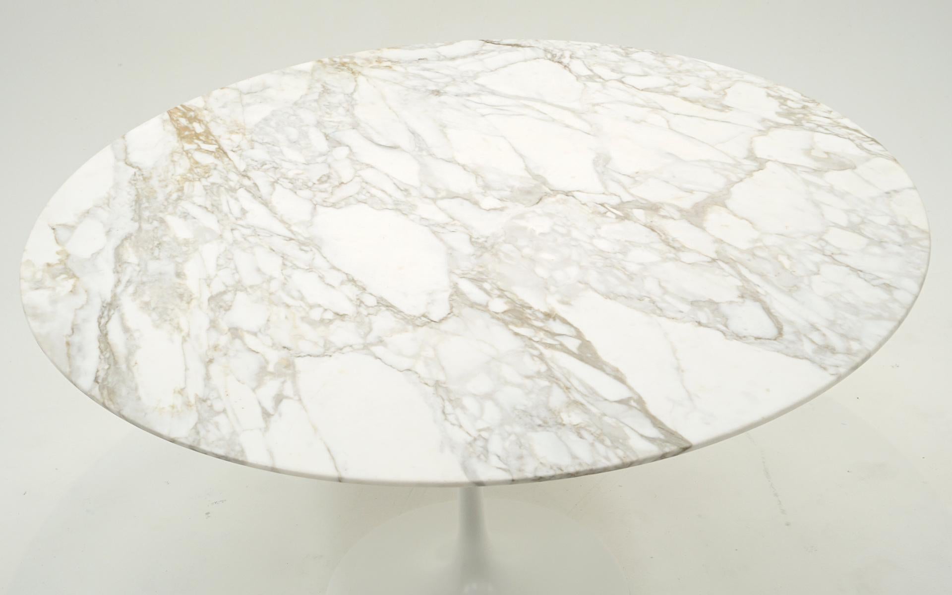 Early Saarinen Round Marble Tulip Table with White Cast Iron Base. 47