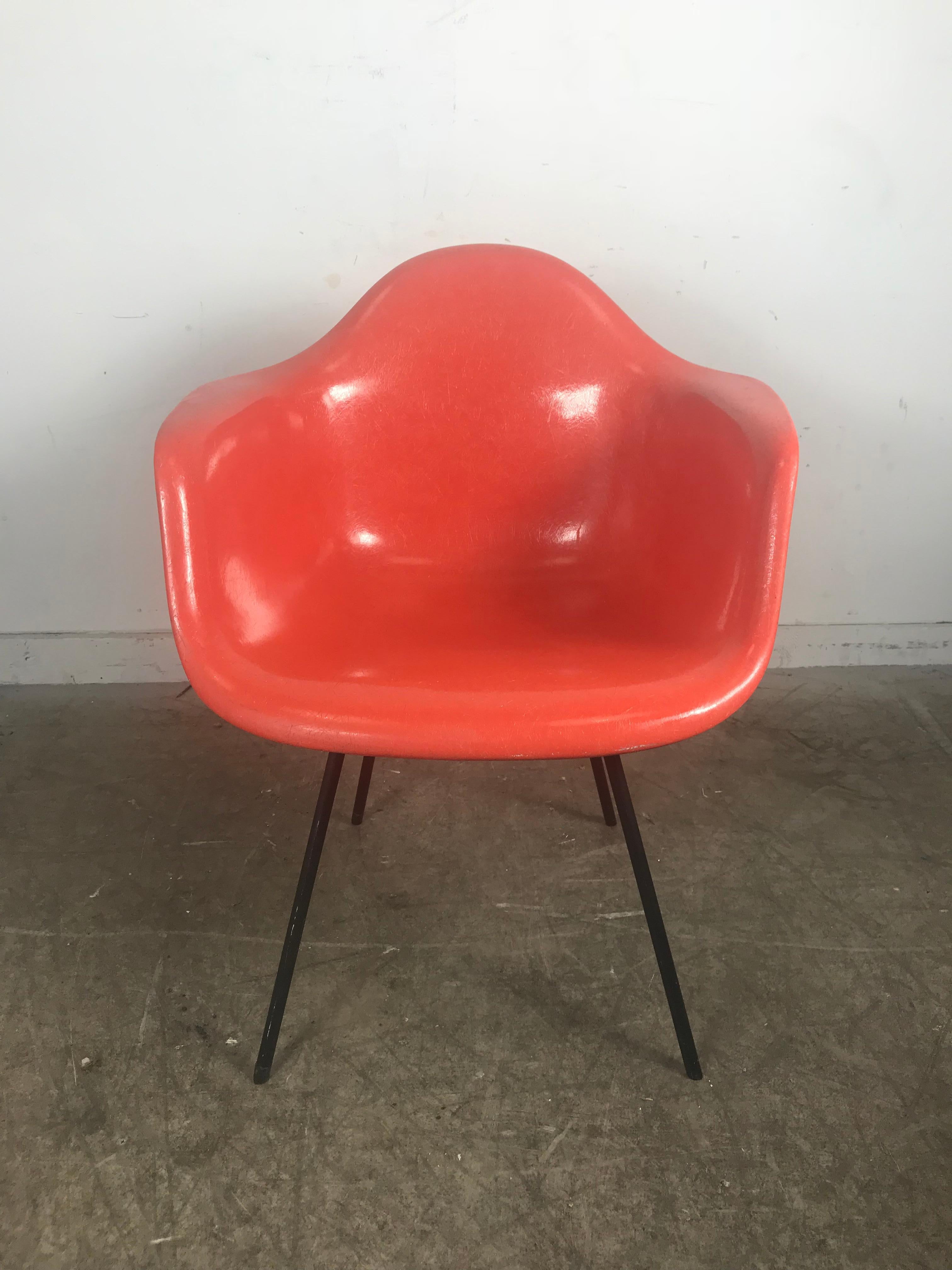 Early Salmon color Charles and Ray Eames Arm Shell Chair, 2nd generation X base For Sale 2