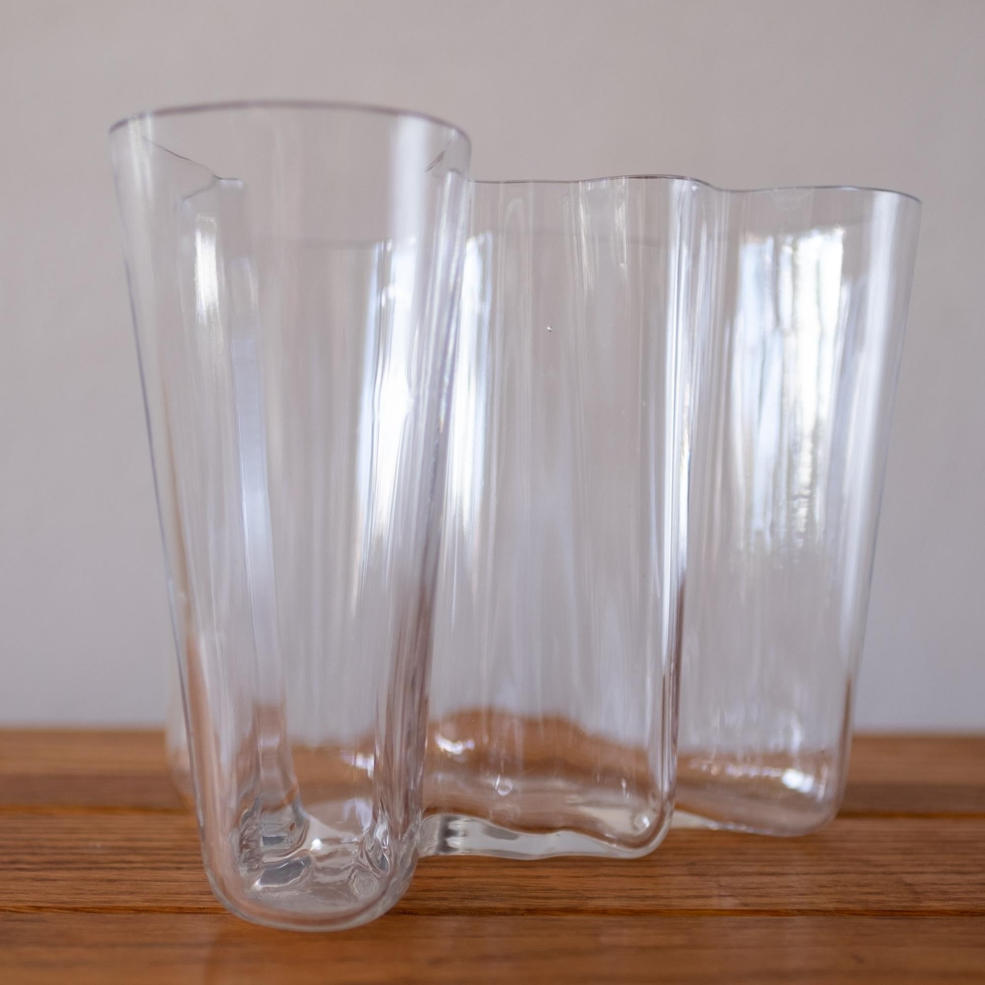Early Savoy Glass by Alvar Aalto 4