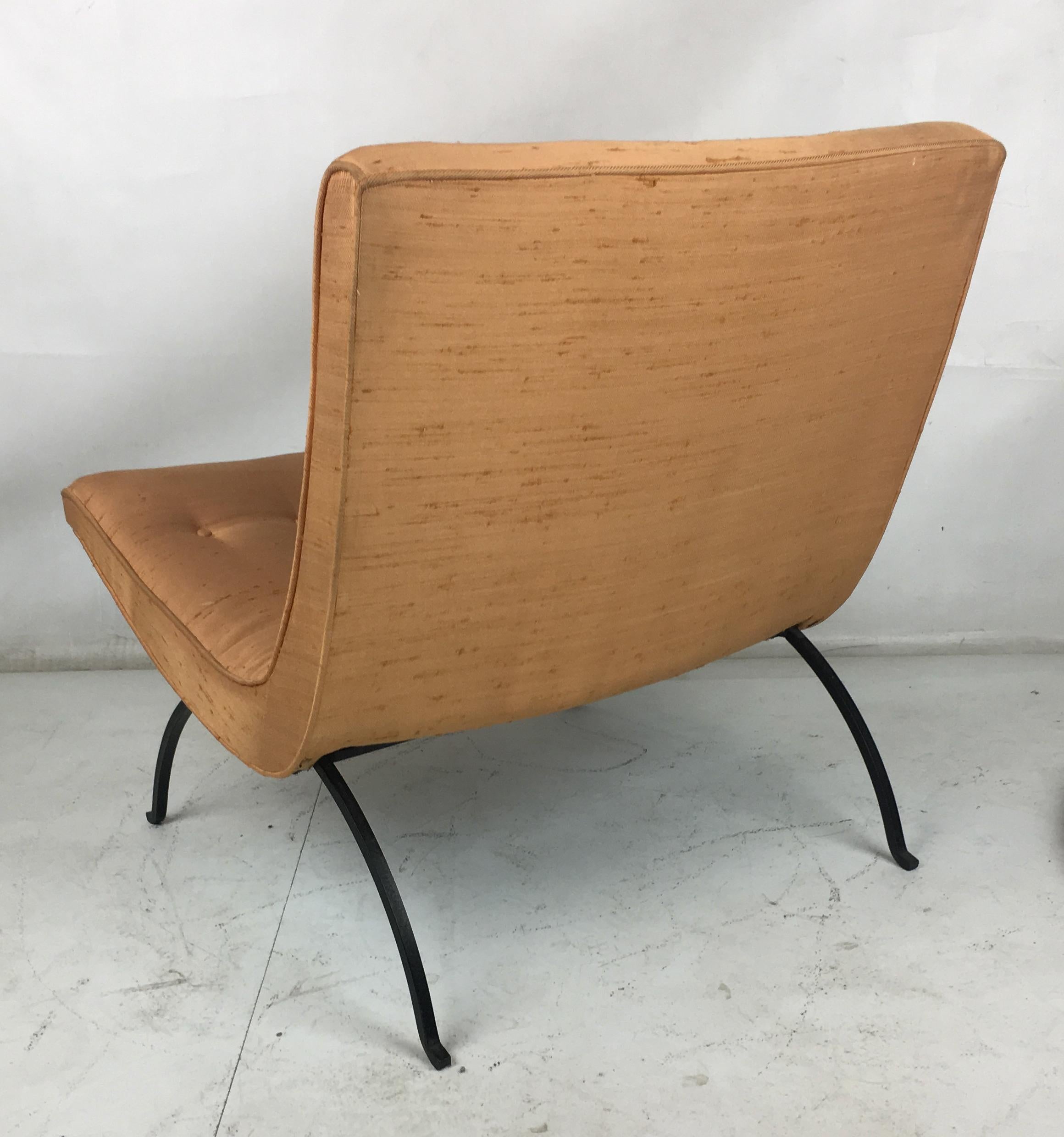 Mid-Century Modern Early Scoop Chair by Milo Baughman, Wrought Iron Base