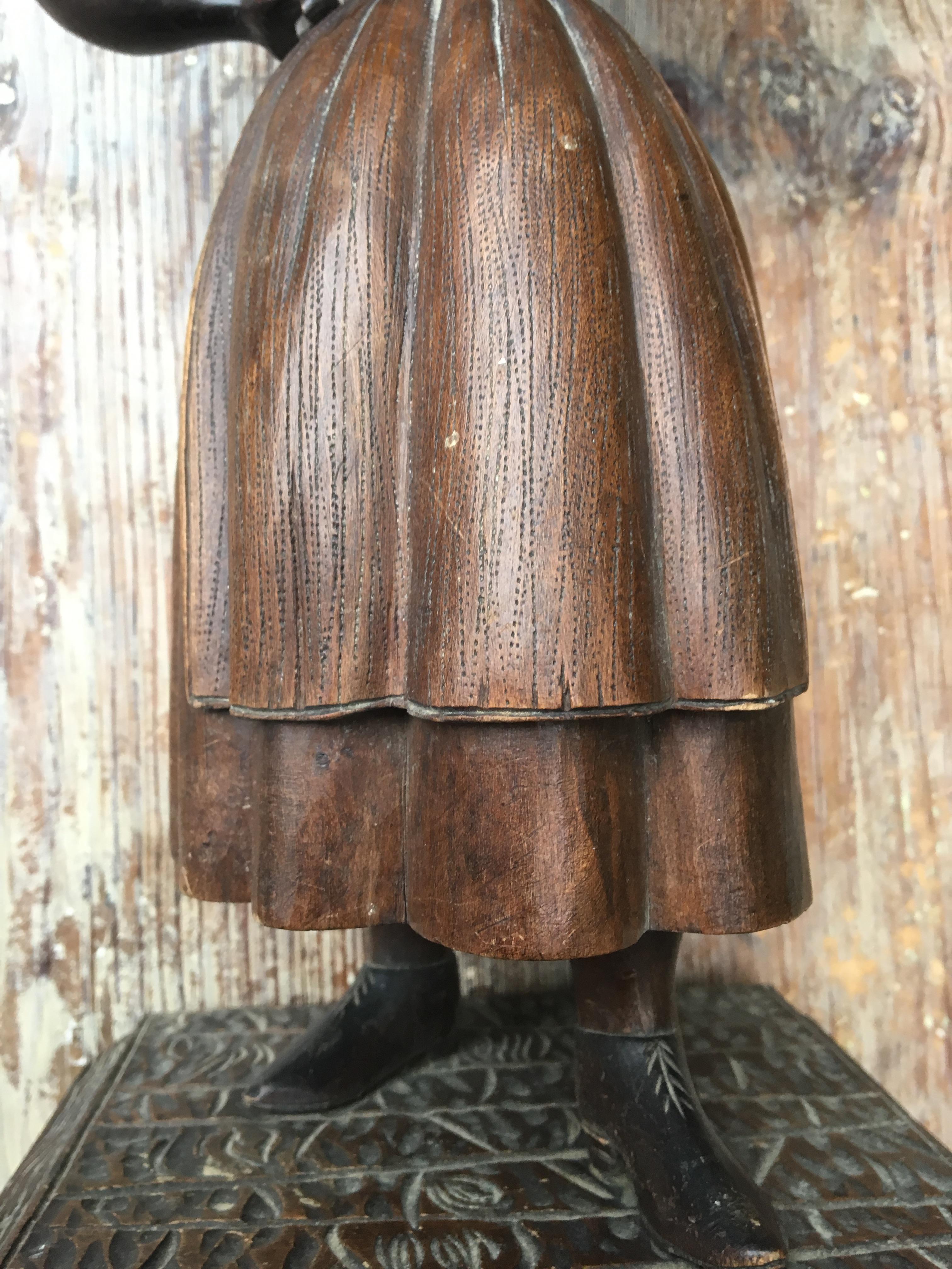 Early Wooden Sculpture Of Basket-Carrying Lady 4