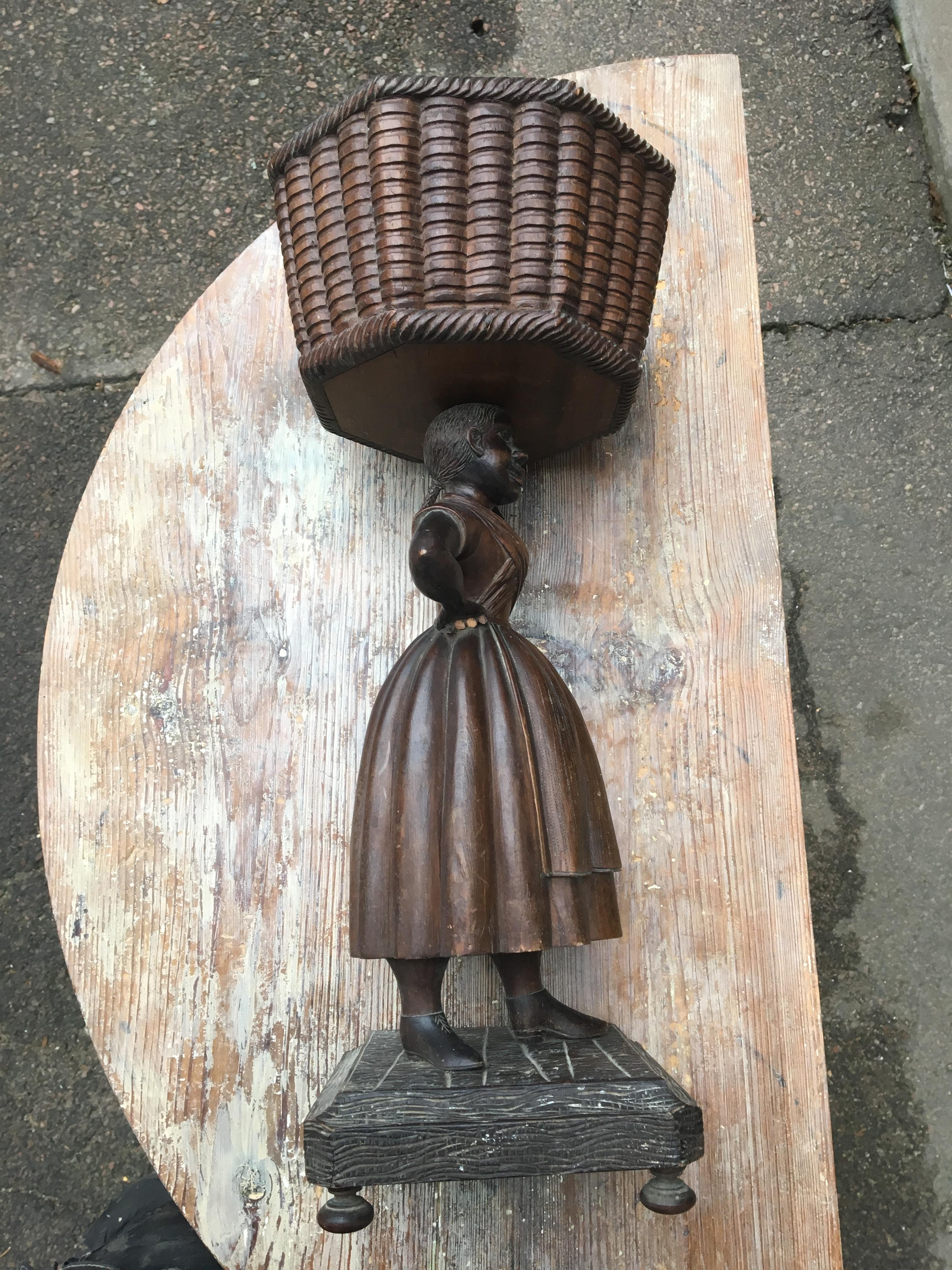 Early Wooden Sculpture Of Basket-Carrying Lady 7
