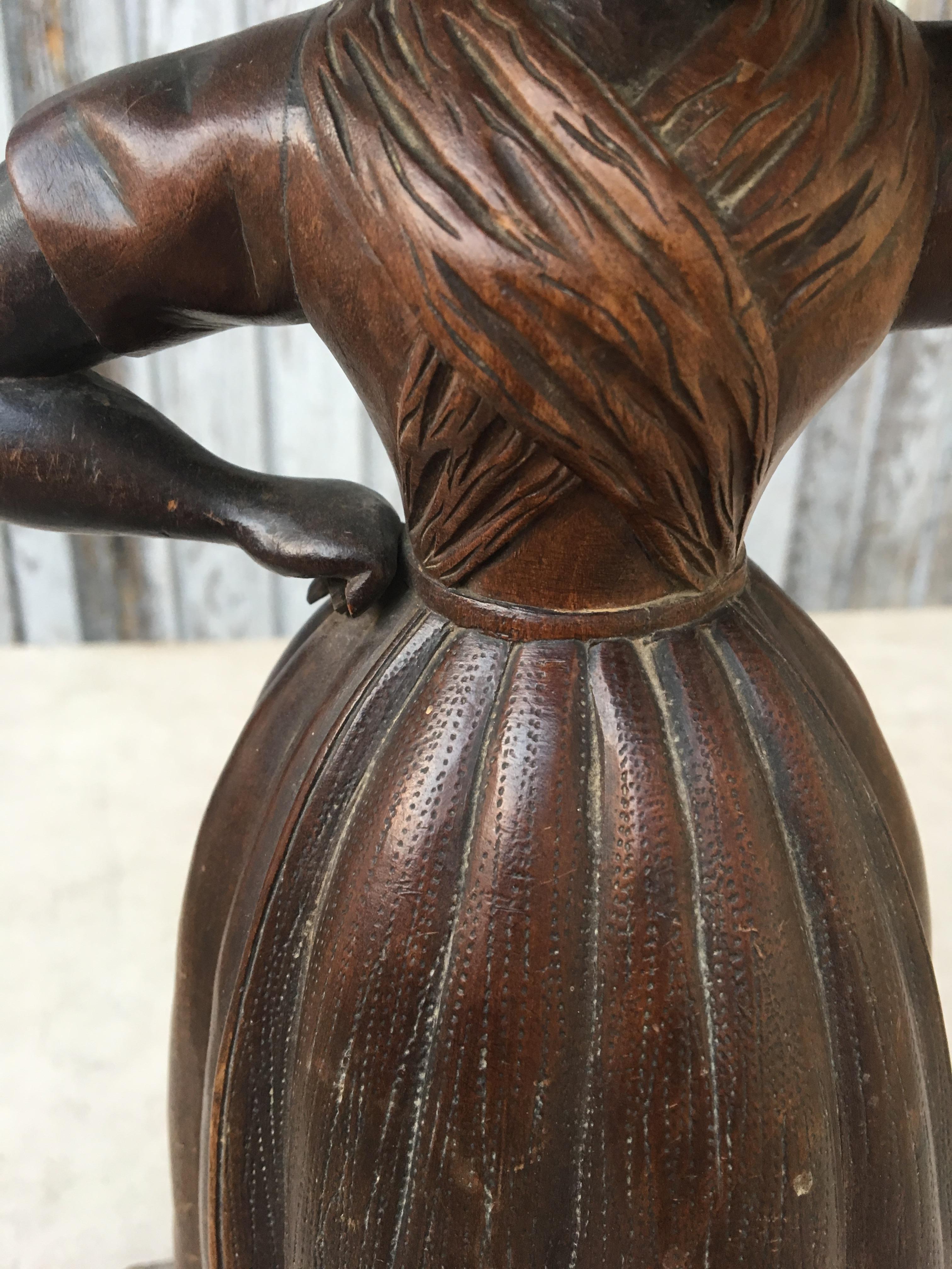 20th Century Early Wooden Sculpture Of Basket-Carrying Lady