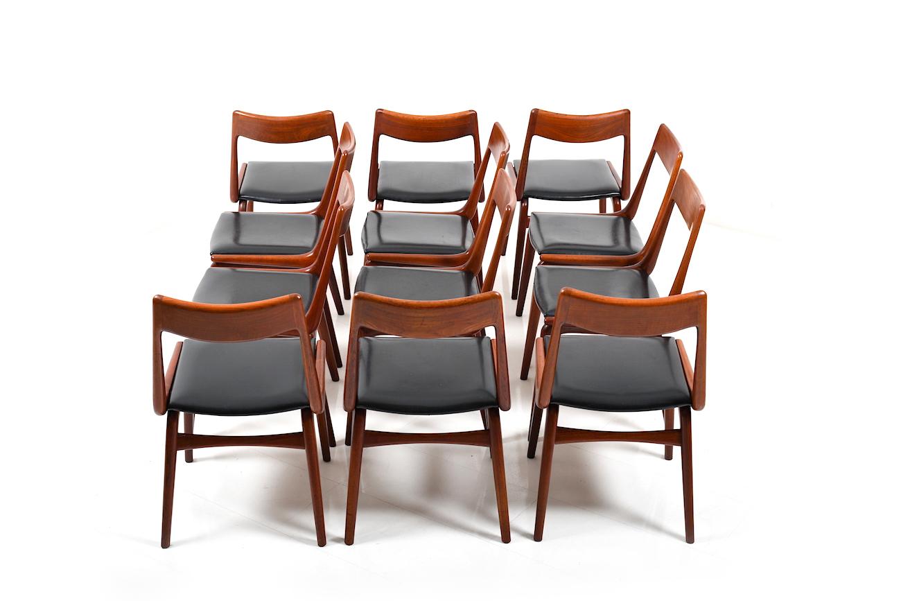 Early Set of 12 Boomerang Teak Chairs by Alfred Christensen 8