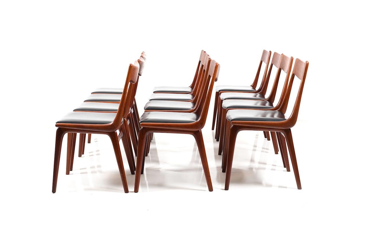 Early Set of 12 Boomerang Teak Chairs by Alfred Christensen 2