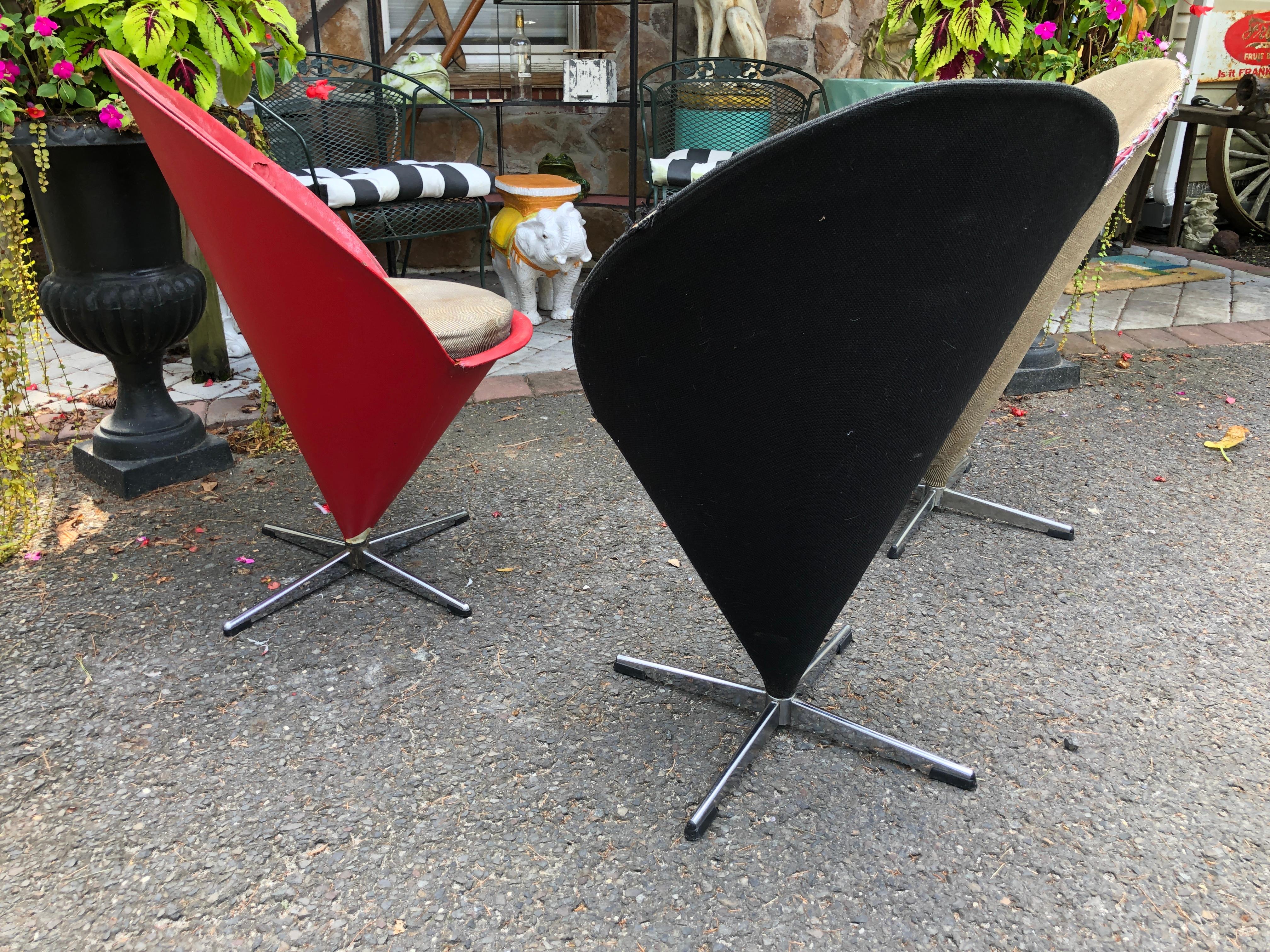Early Set of 3 Verner Panton Cone Swivel Dining Chair Mid Century Modern For Sale 3