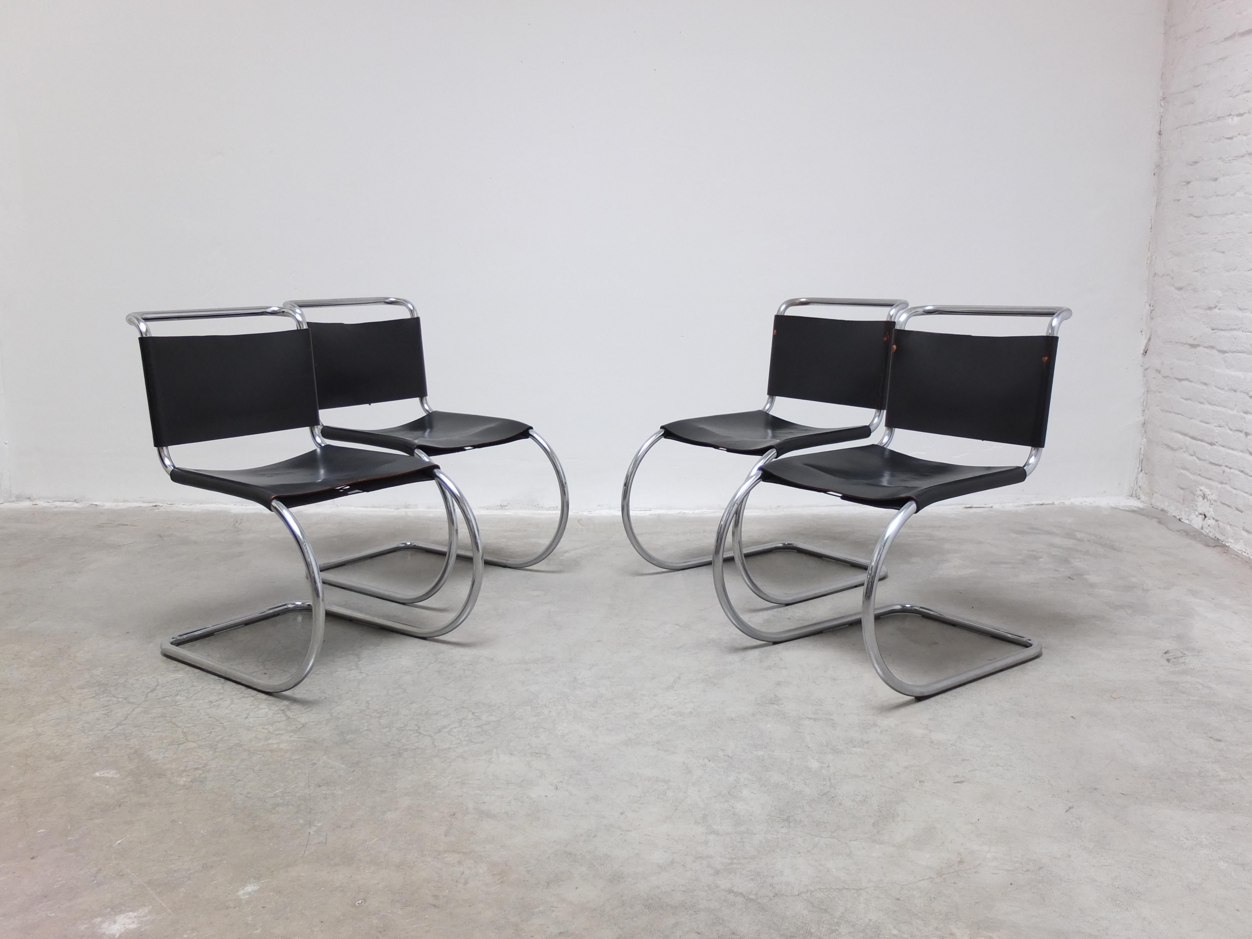 Set di 4 sedie 'MR10' di Mies Van Der Rohe per Knoll, anni '60 in vendita 5
