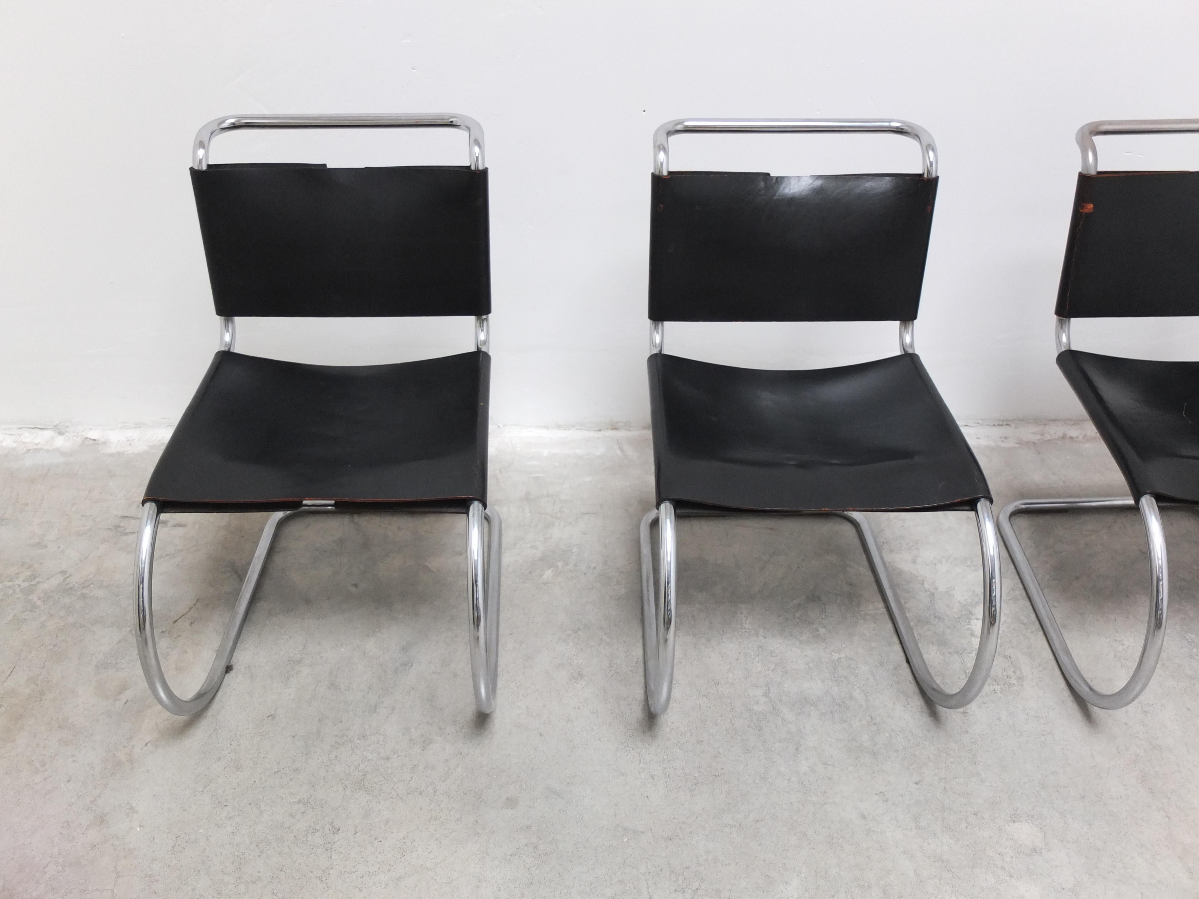 Set di 4 sedie 'MR10' di Mies Van Der Rohe per Knoll, anni '60 In condizioni buone in vendita a Antwerpen, VAN