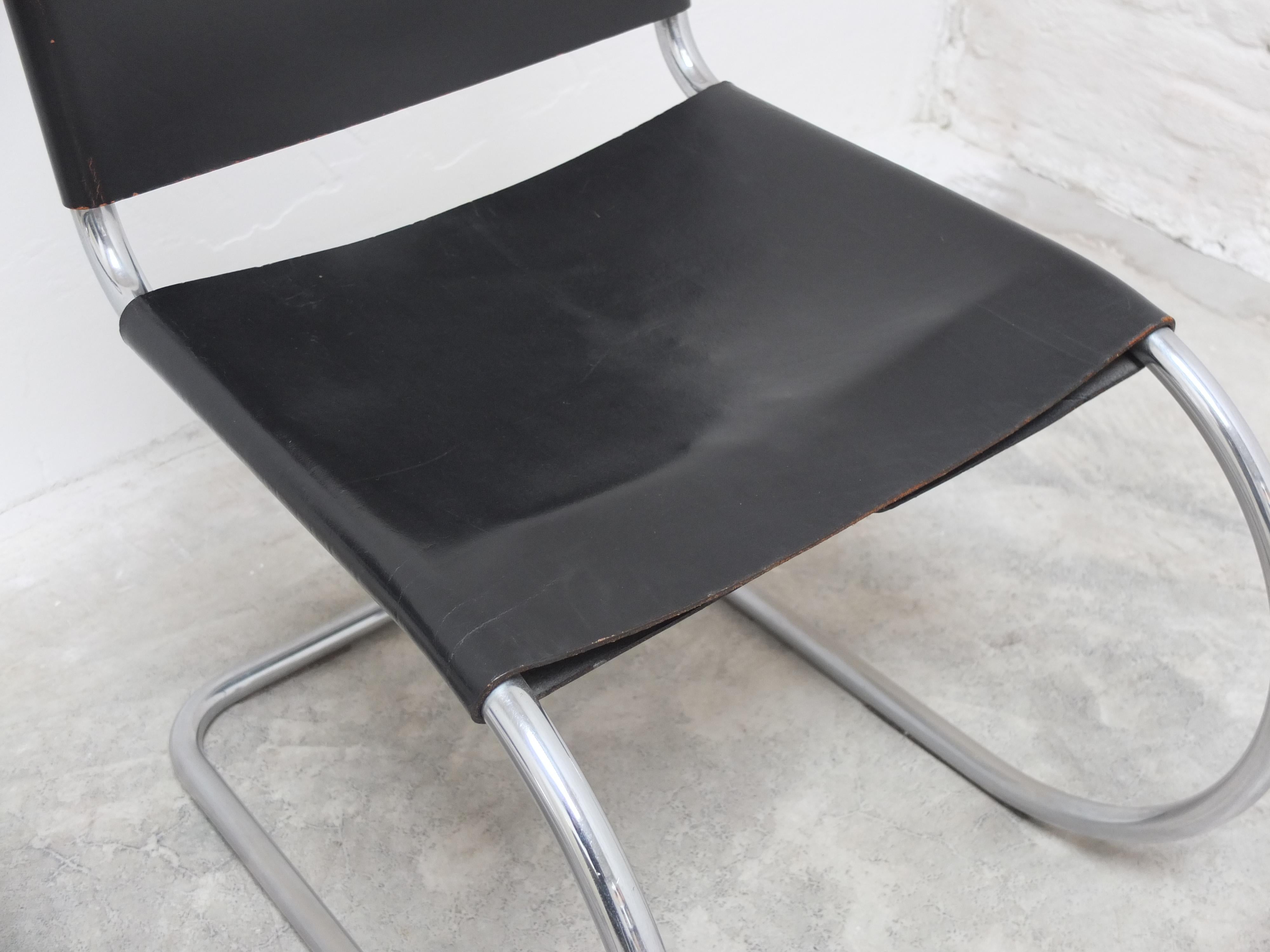 Set di 4 sedie 'MR10' di Mies Van Der Rohe per Knoll, anni '60 in vendita 1