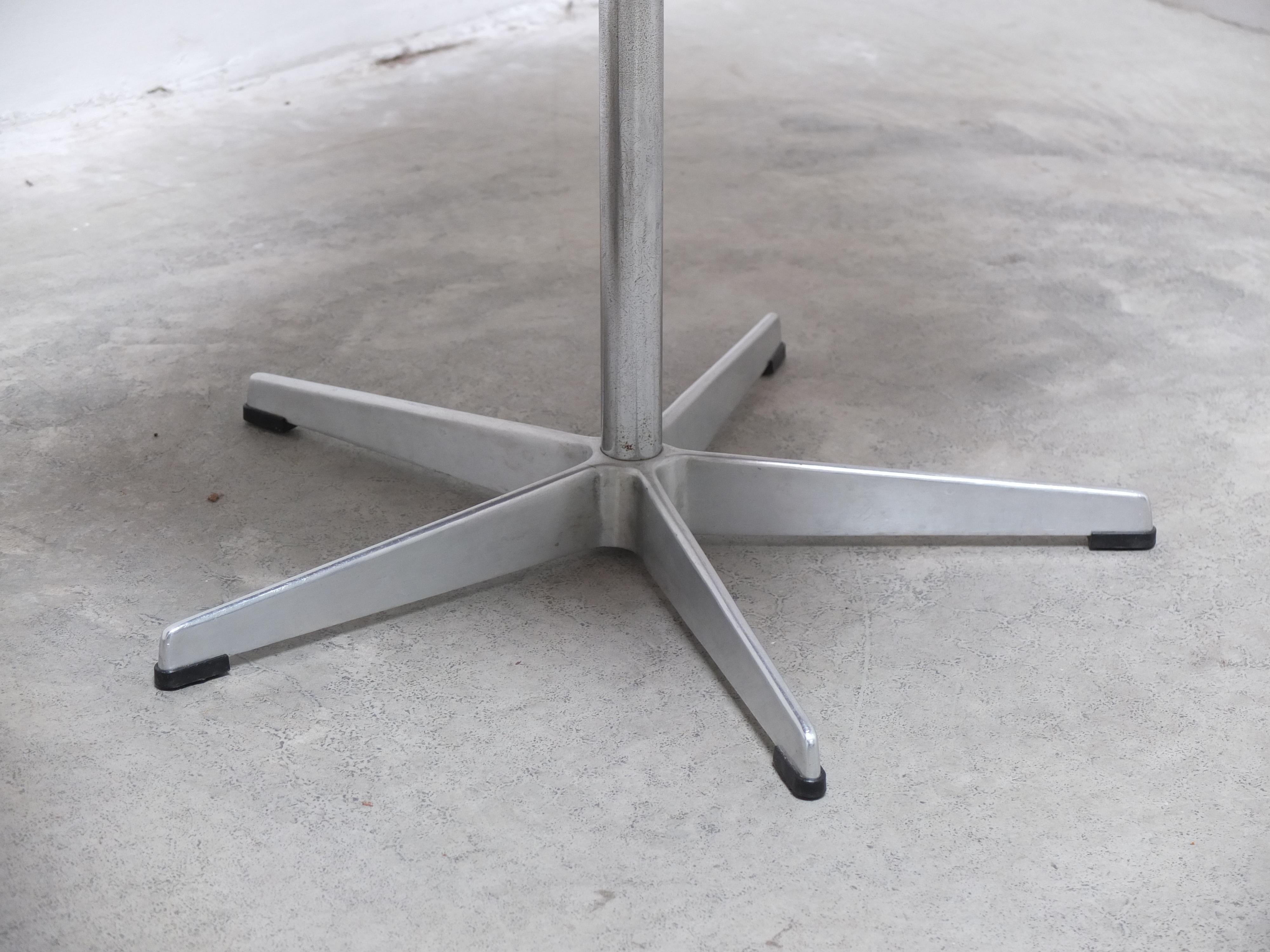 Ensemble de 4 chaises pivotantes 'Oxford' par Arne Jacobsen pour Fritz Hansen, 1966 en vente 2