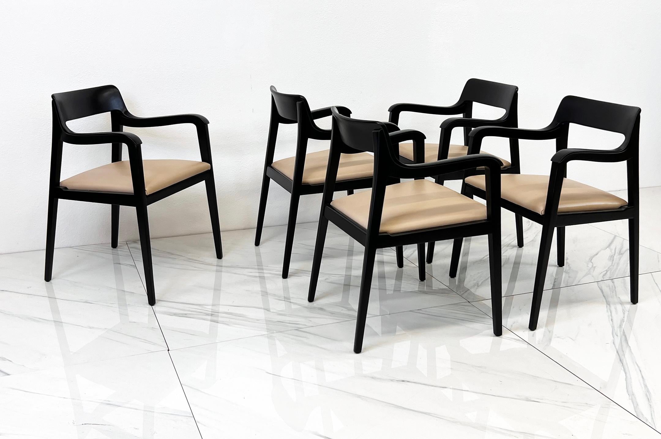 Früher Satz von 5 Edward Wormley Riemerschmid-Stühlen, Dunbar Furniture, 1947 (Ebonisiert) im Angebot