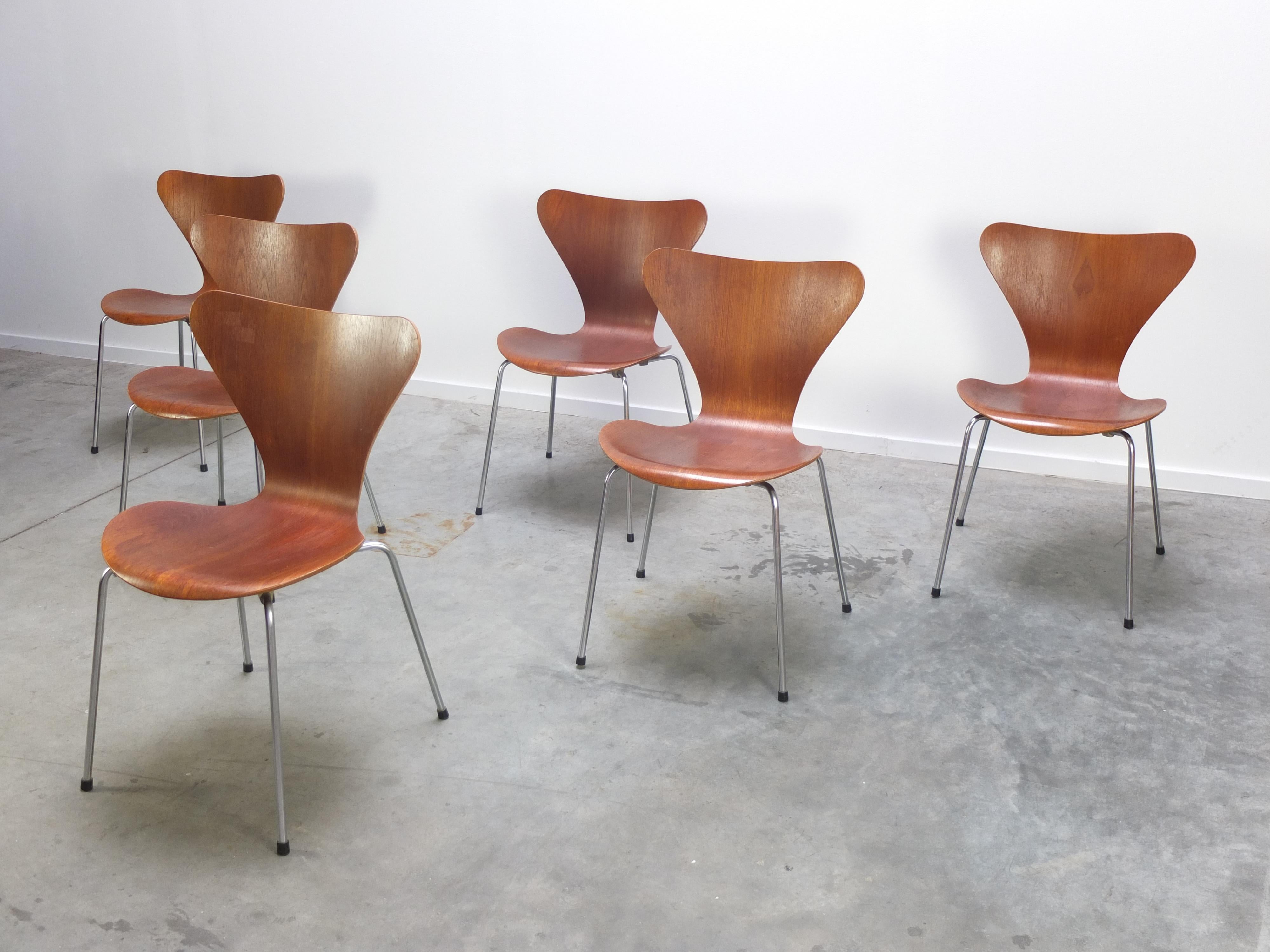 Early Set of 6 Teak 'Series 7' Chairs by Arne Jacobsen for Fritz Hansen, 1955 In Good Condition In Antwerpen, VAN