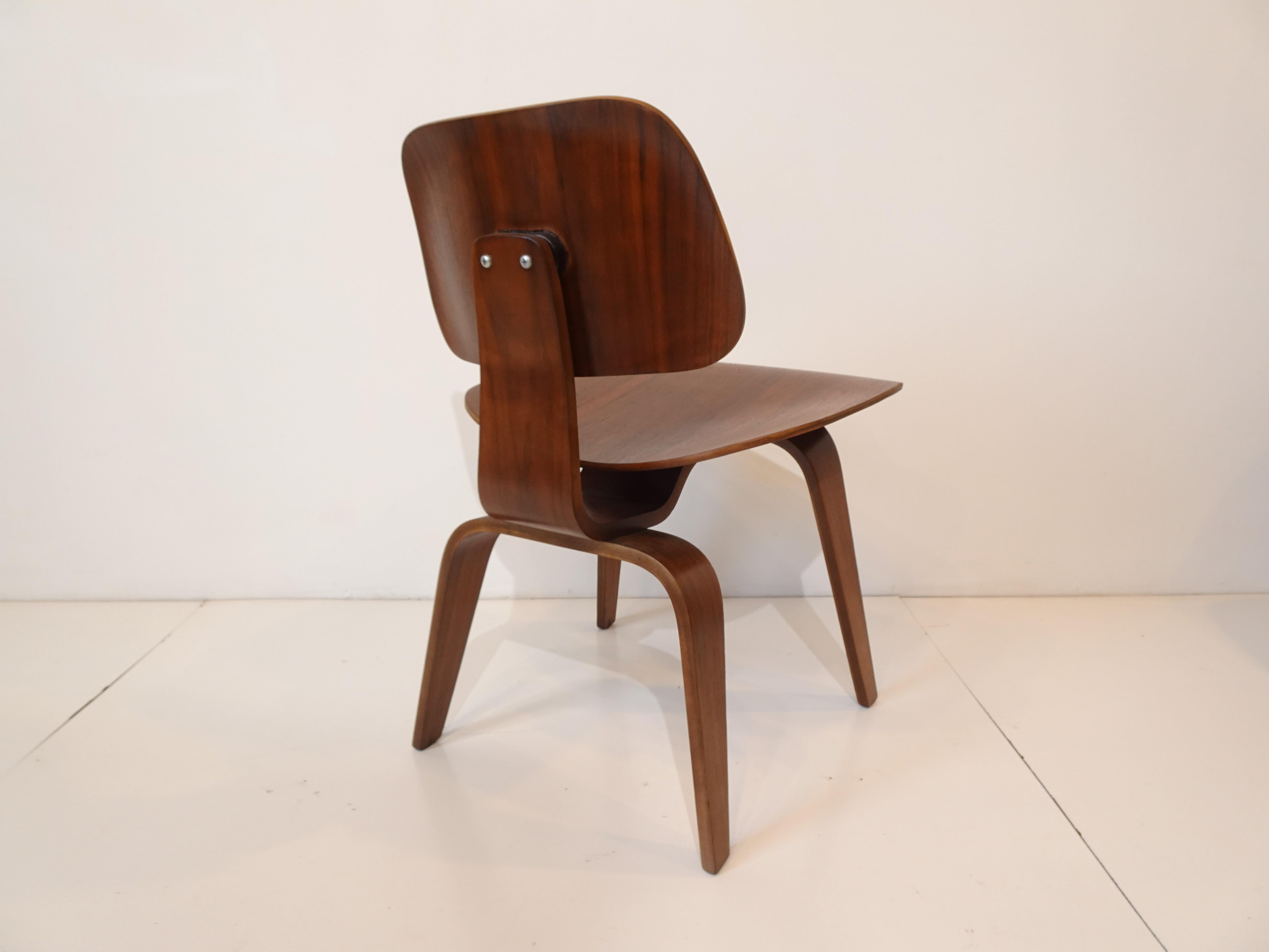 20th Century Early Set of Eames DCW Dining Chairs