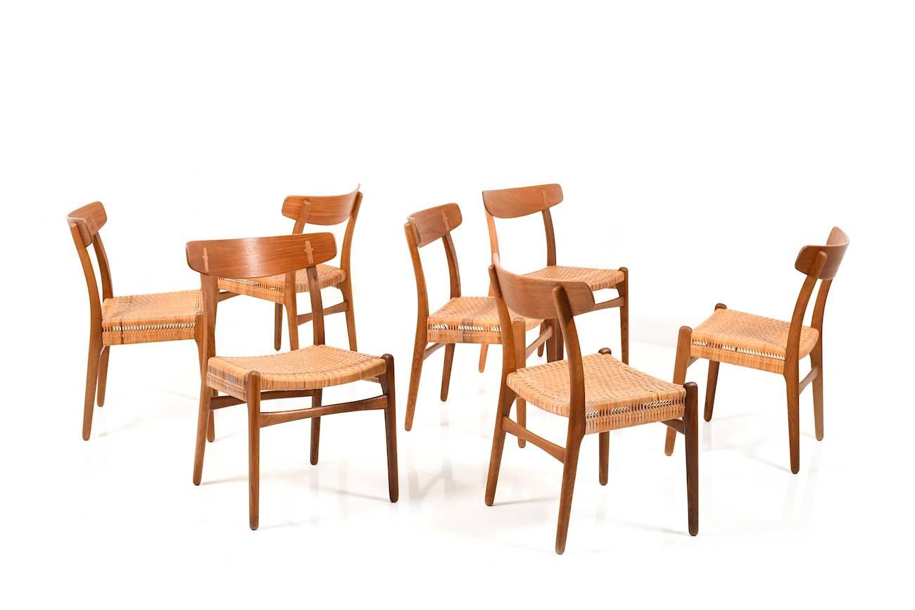 Early Set of Seven CH23 Chairs by Hans Wegner for Carl Hansen & Son For Sale 3