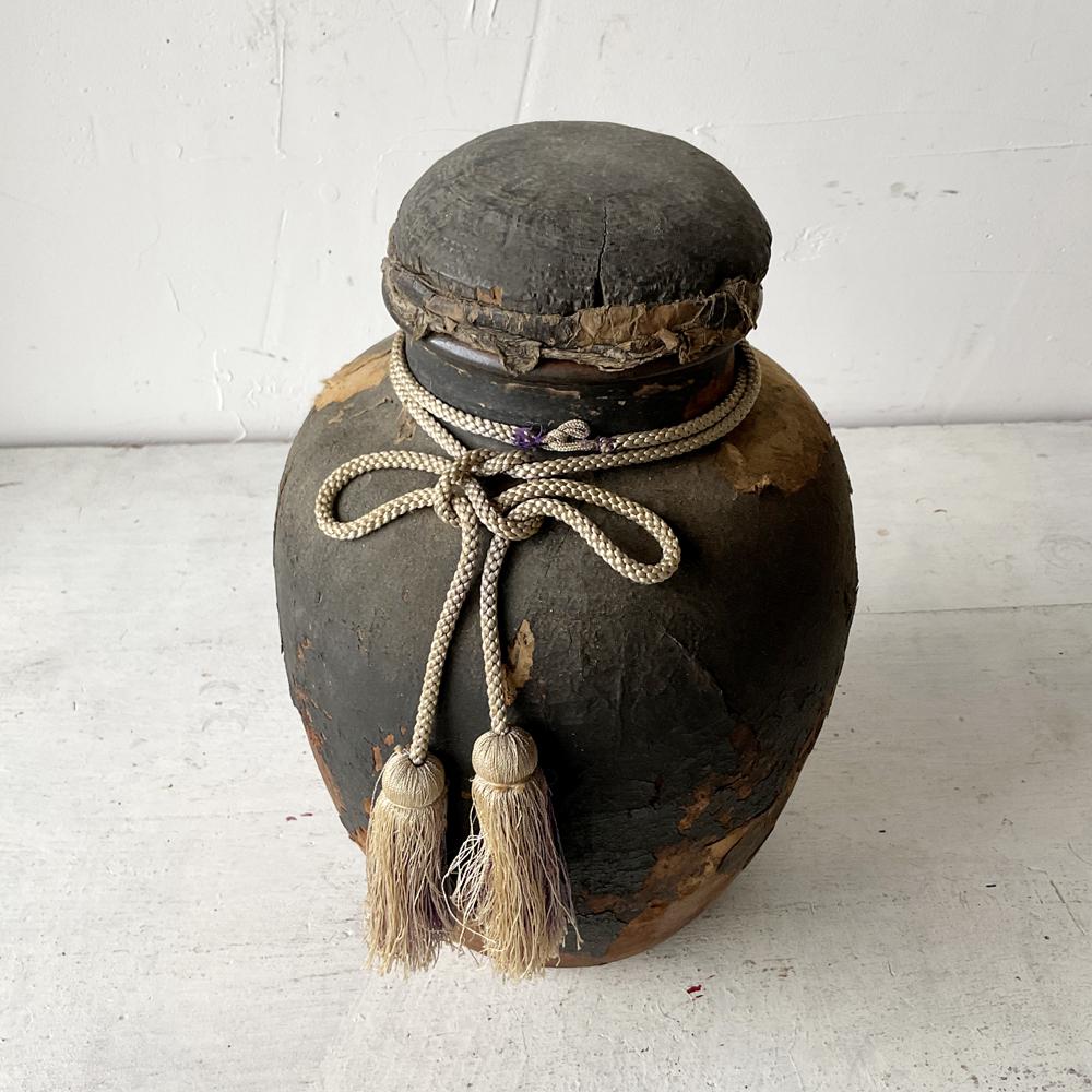 Fait main Jarre à saké japonaise en poterie Shuko du début de la période Showa en vente