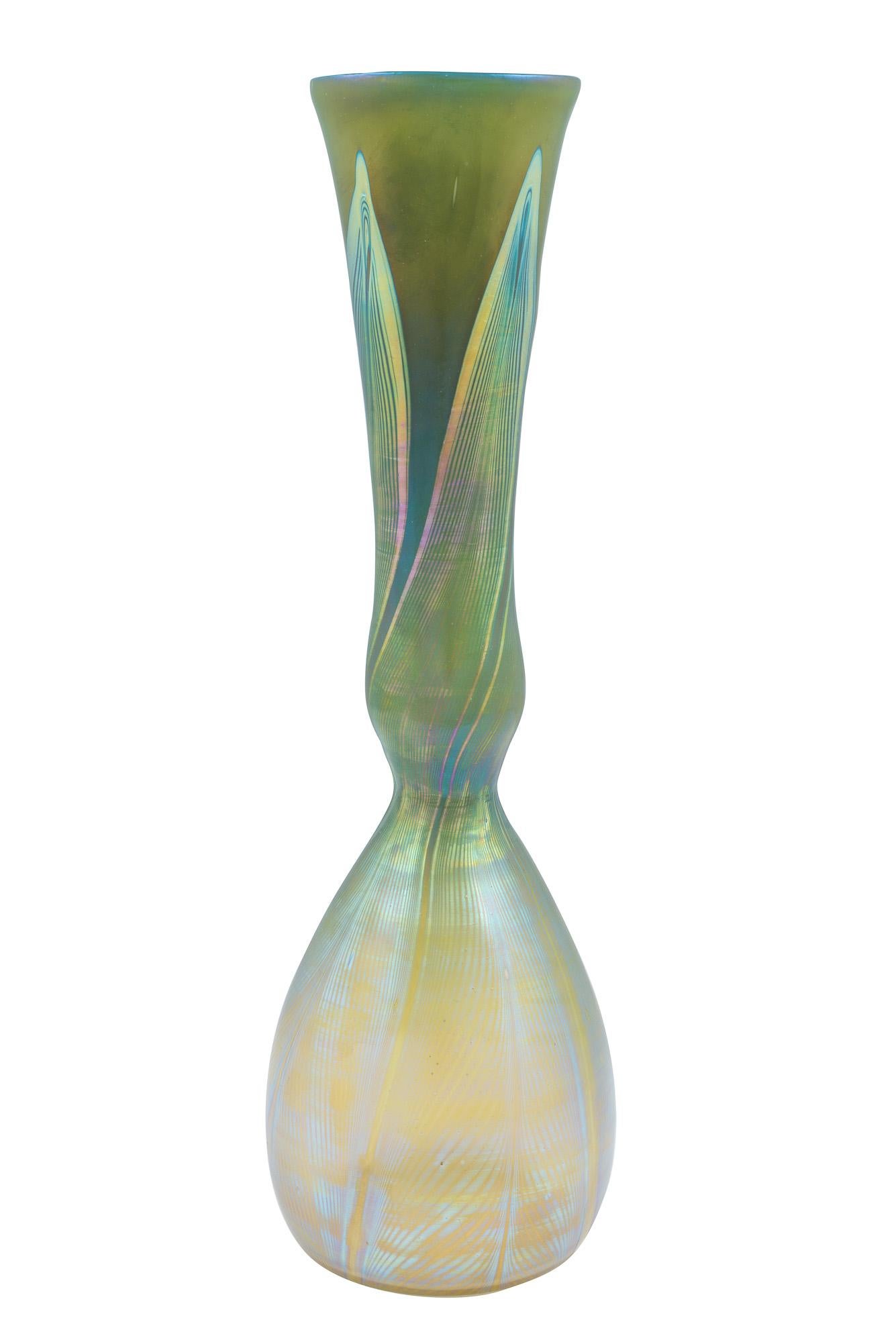 Art Deco Early Signed Loetz Vase circa 1898 Phenomen Gre 166 Russian Green