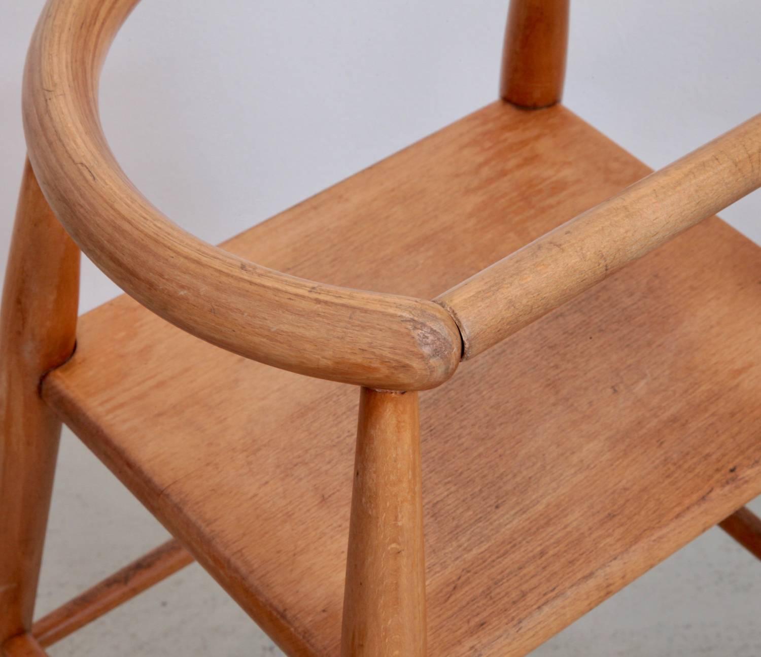 Early Children's chair by Nanna Ditzel. Beech wood adjustable footrest manufactured by Kold Savvaerk, Denmark.