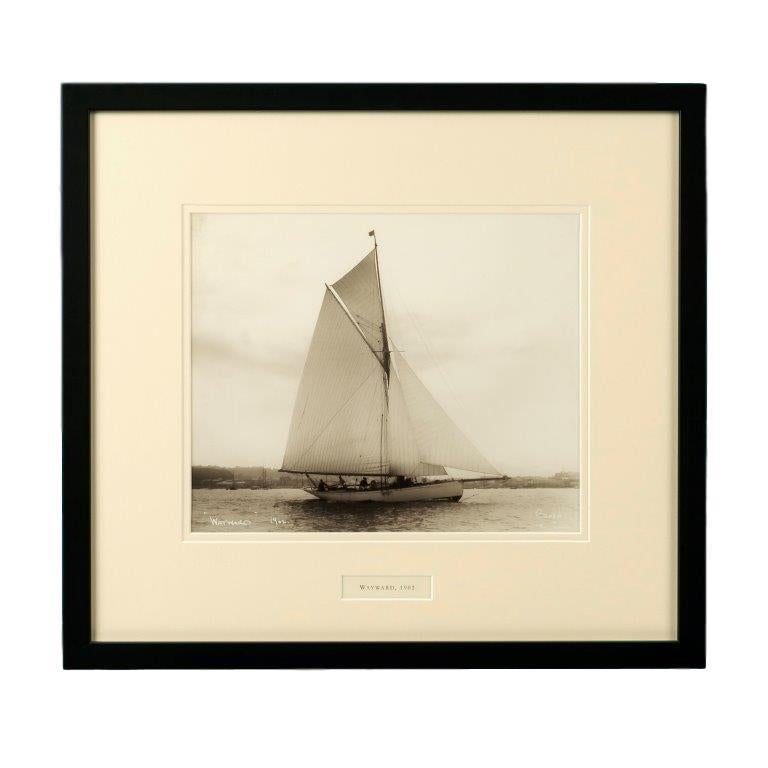 Early Silver Gelatin Photograph Print of the Gaff Rigged Yacht Wayward by Beken In Good Condition For Sale In Lymington, Hampshire
