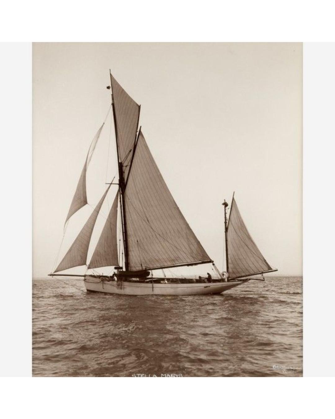 Früher fotografischer Silbergelatineabzug von Beken of Cowes - Yawl Stella Maris.