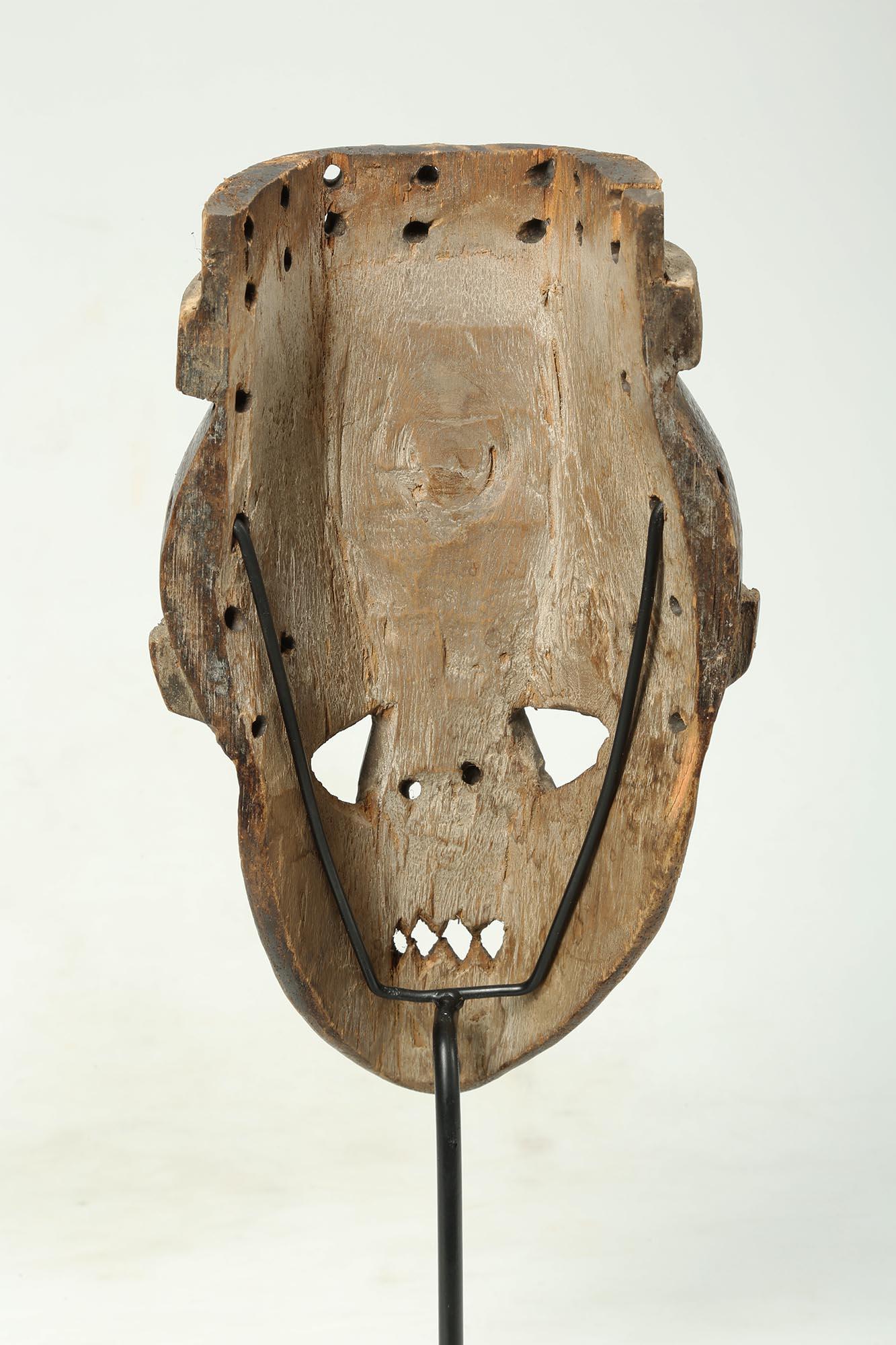 Hand-Carved Early Small Salampasu Warrior's Wood Mask, Zaire, Africa, Early 20th Century For Sale