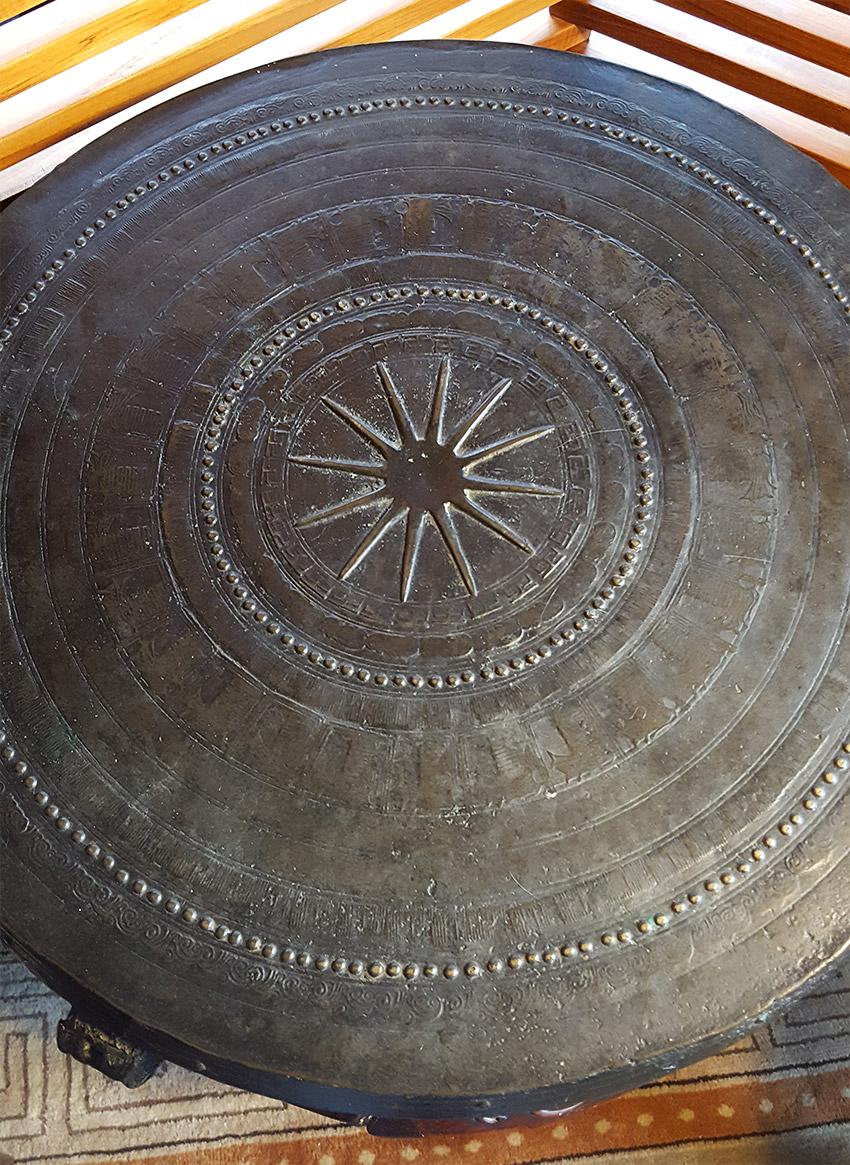 Asiatique Tambour en bronze du début de l'Asie du Sud-Est - Connu dans la littérature sous le nom de 