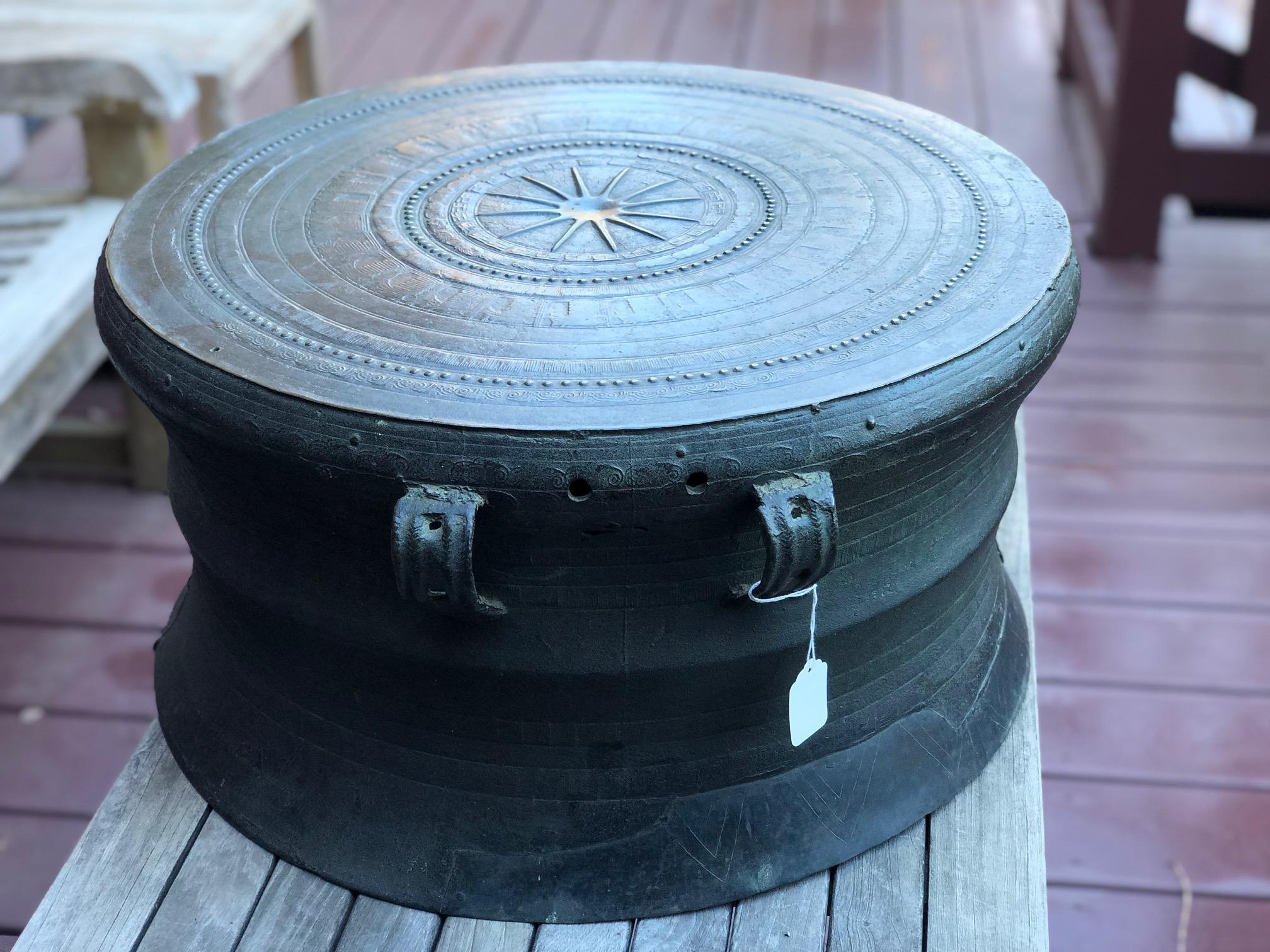 Tambour en bronze du début de l'Asie du Sud-Est - Connu dans la littérature sous le nom de 