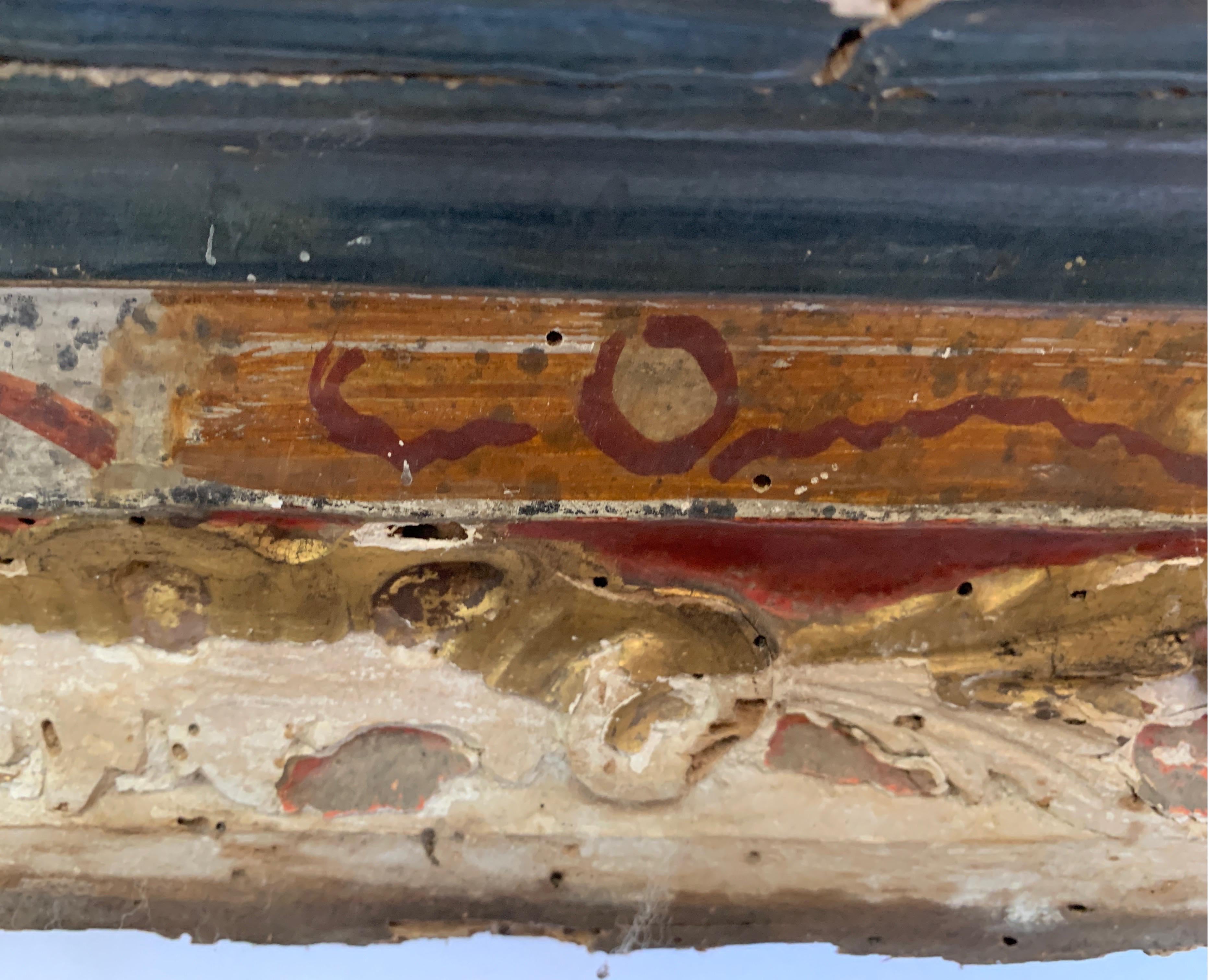 Porto Santos de principios del siglo XVII con pintura policromada original y columnas en venta 4