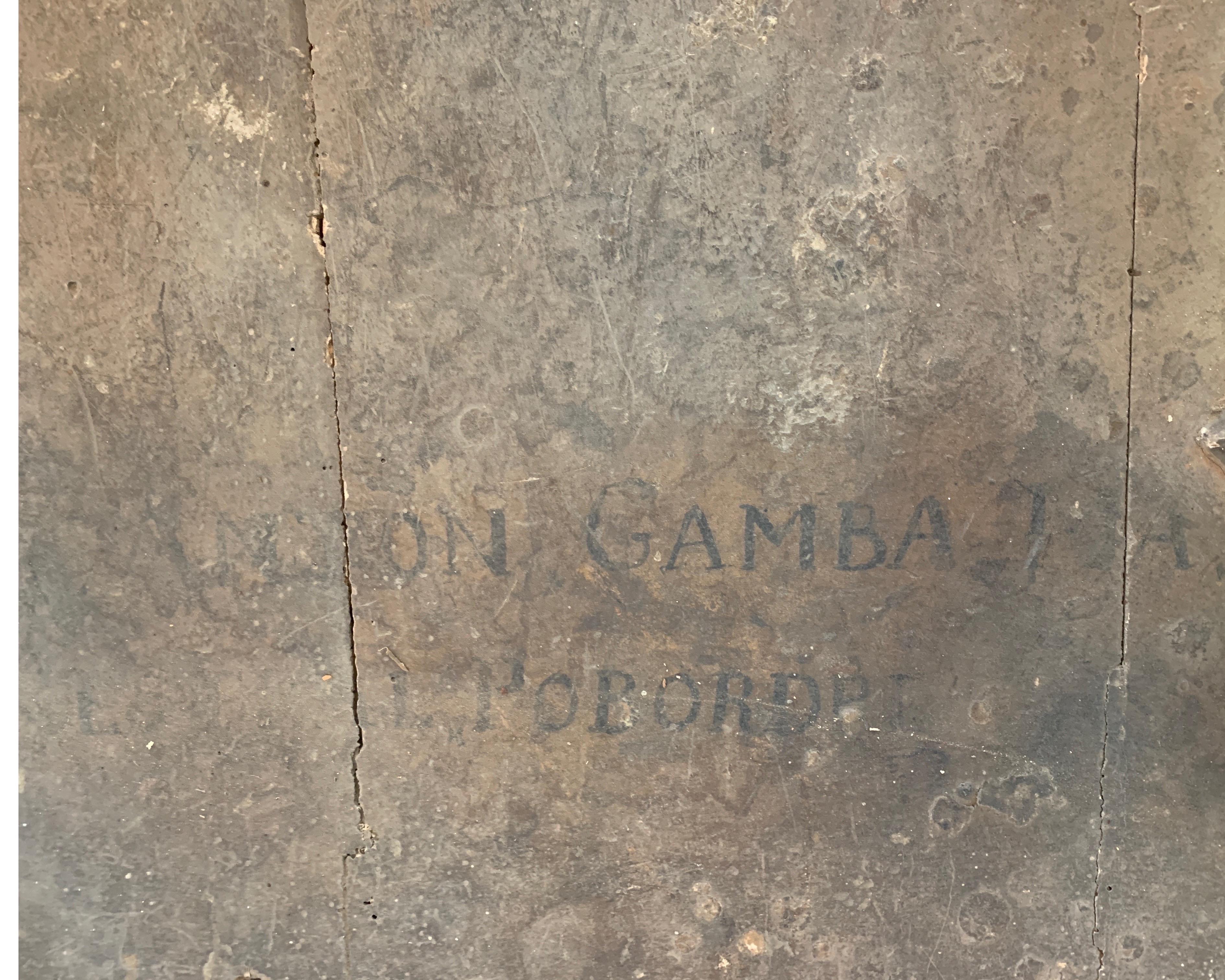 Porto Santos de principios del siglo XVII con pintura policromada original y columnas en venta 8