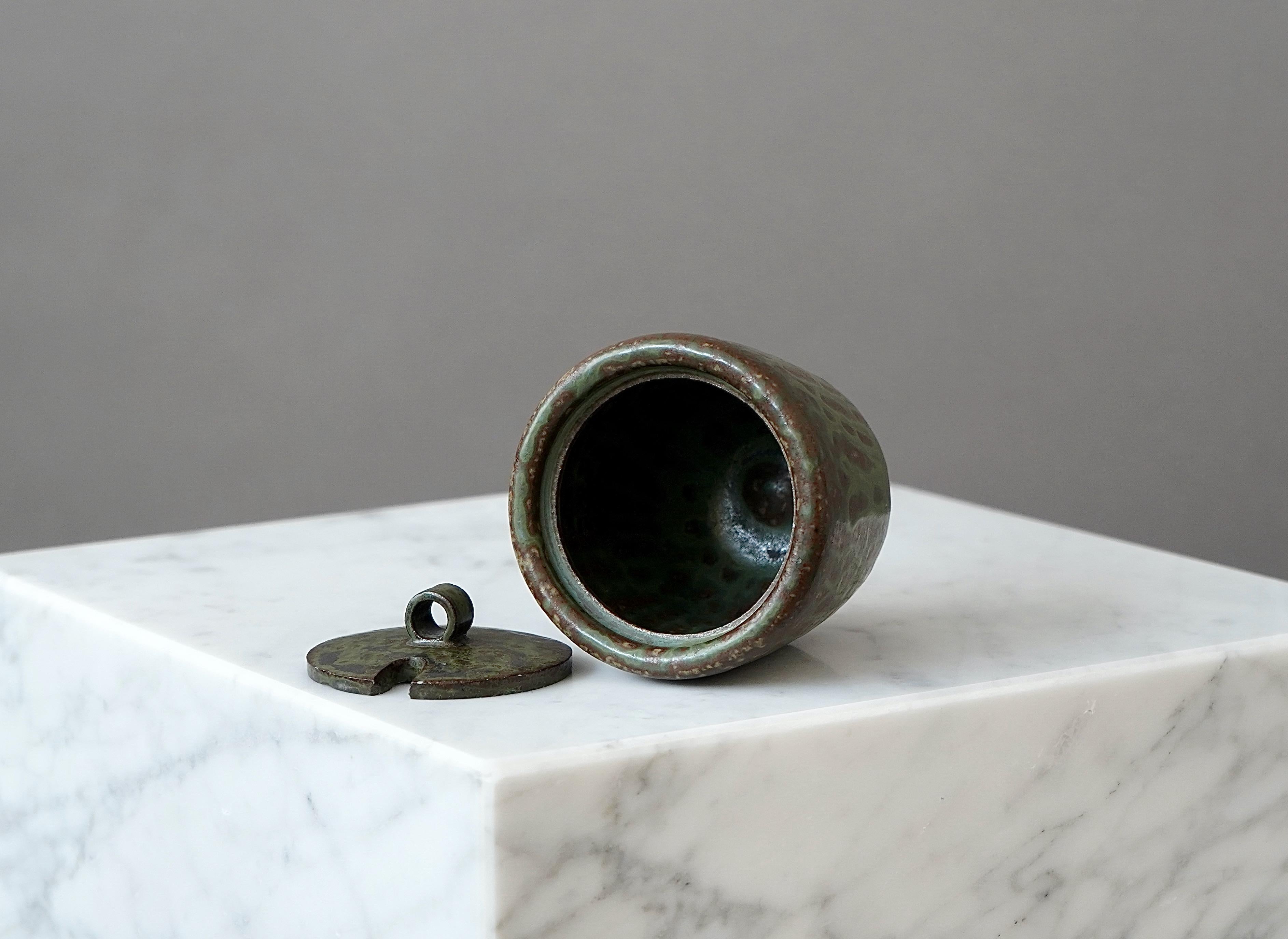 Turned Early Stoneware Lidded Jar by Arne Bang, Denmark, 1930s For Sale
