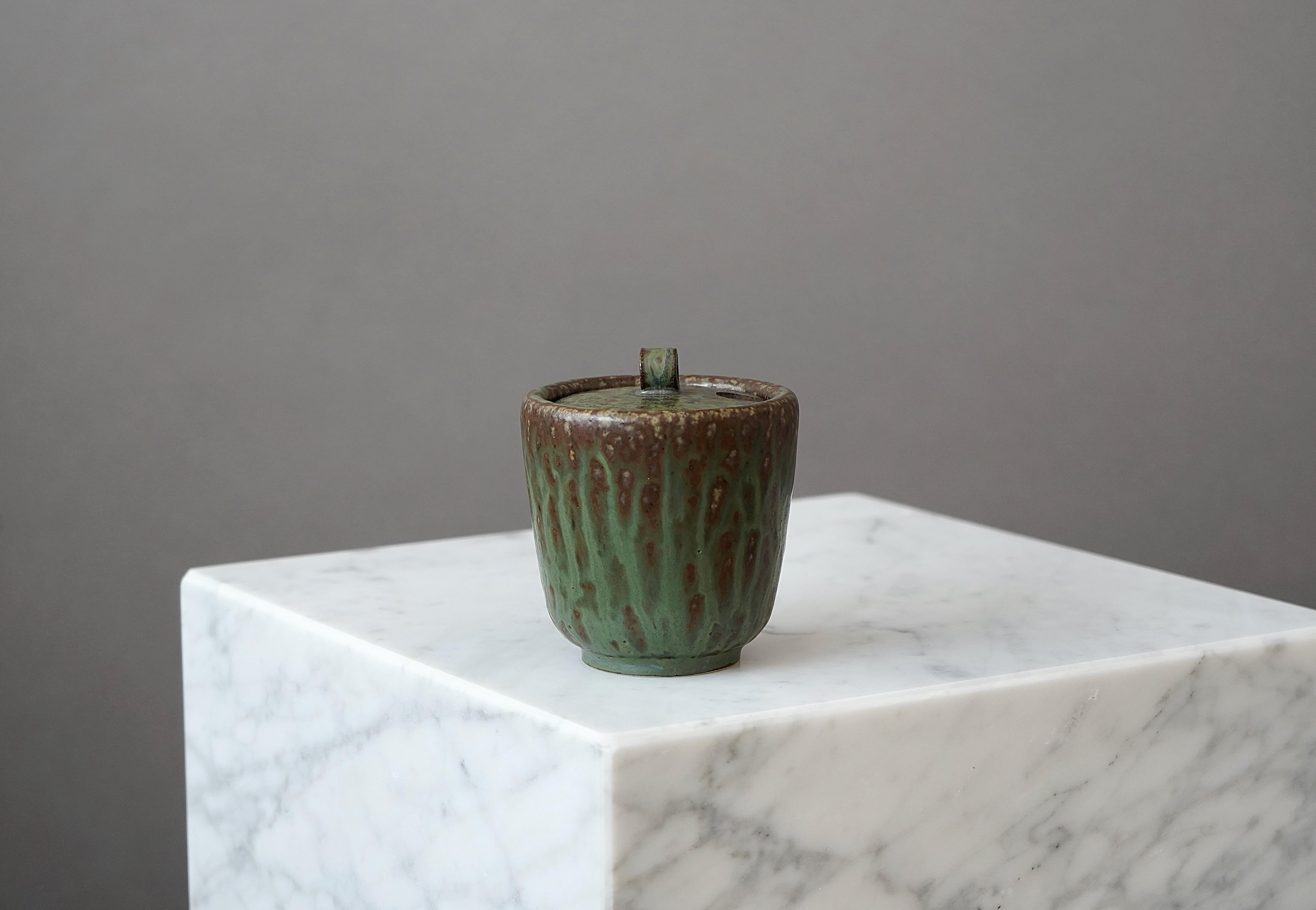 Early Stoneware Lidded Jar by Arne Bang, Denmark, 1930s For Sale 1